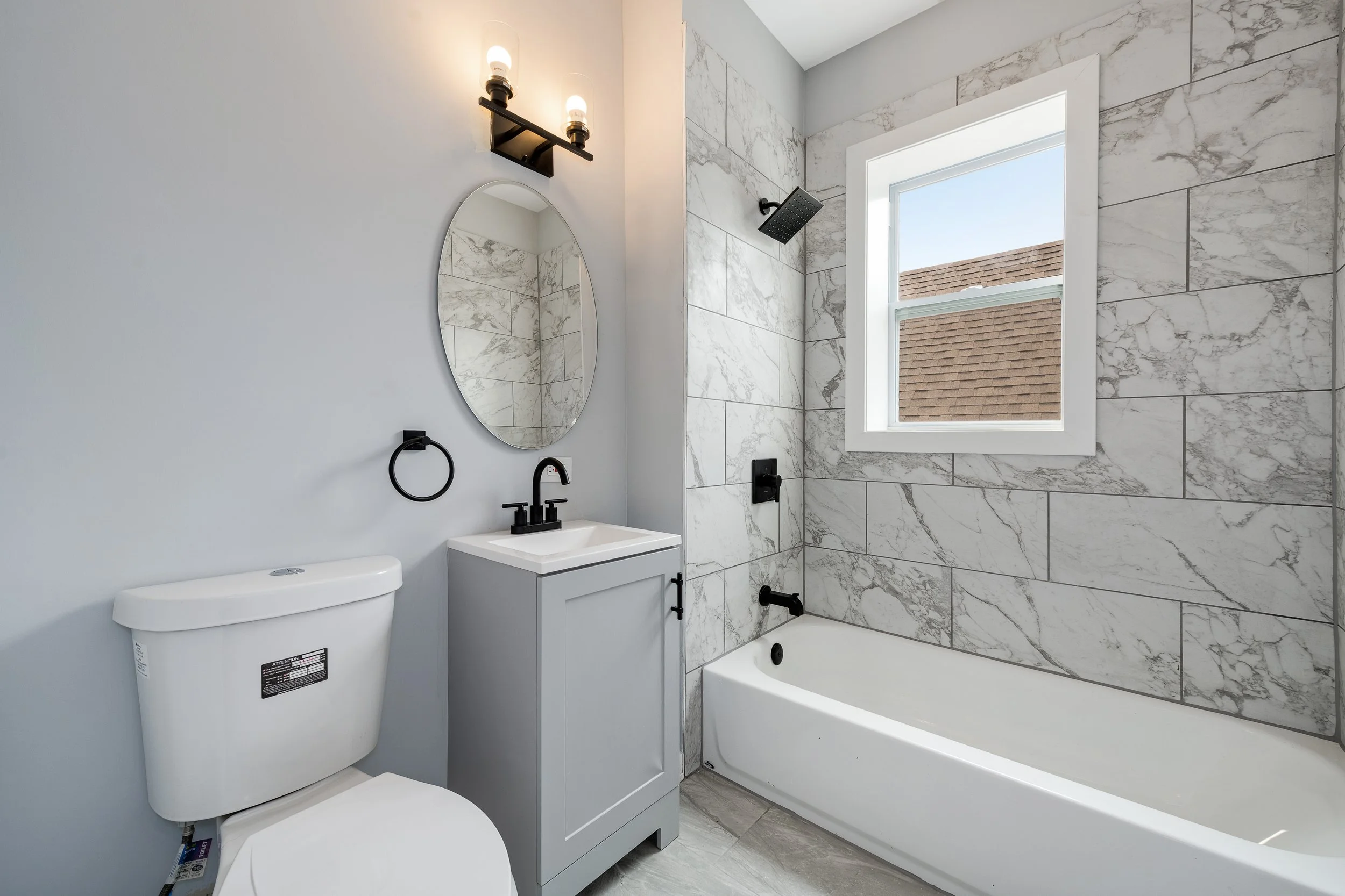 7925 S May St Chicago IL 60620-print-018-018-0018-4200x2801-300dpi.jpg