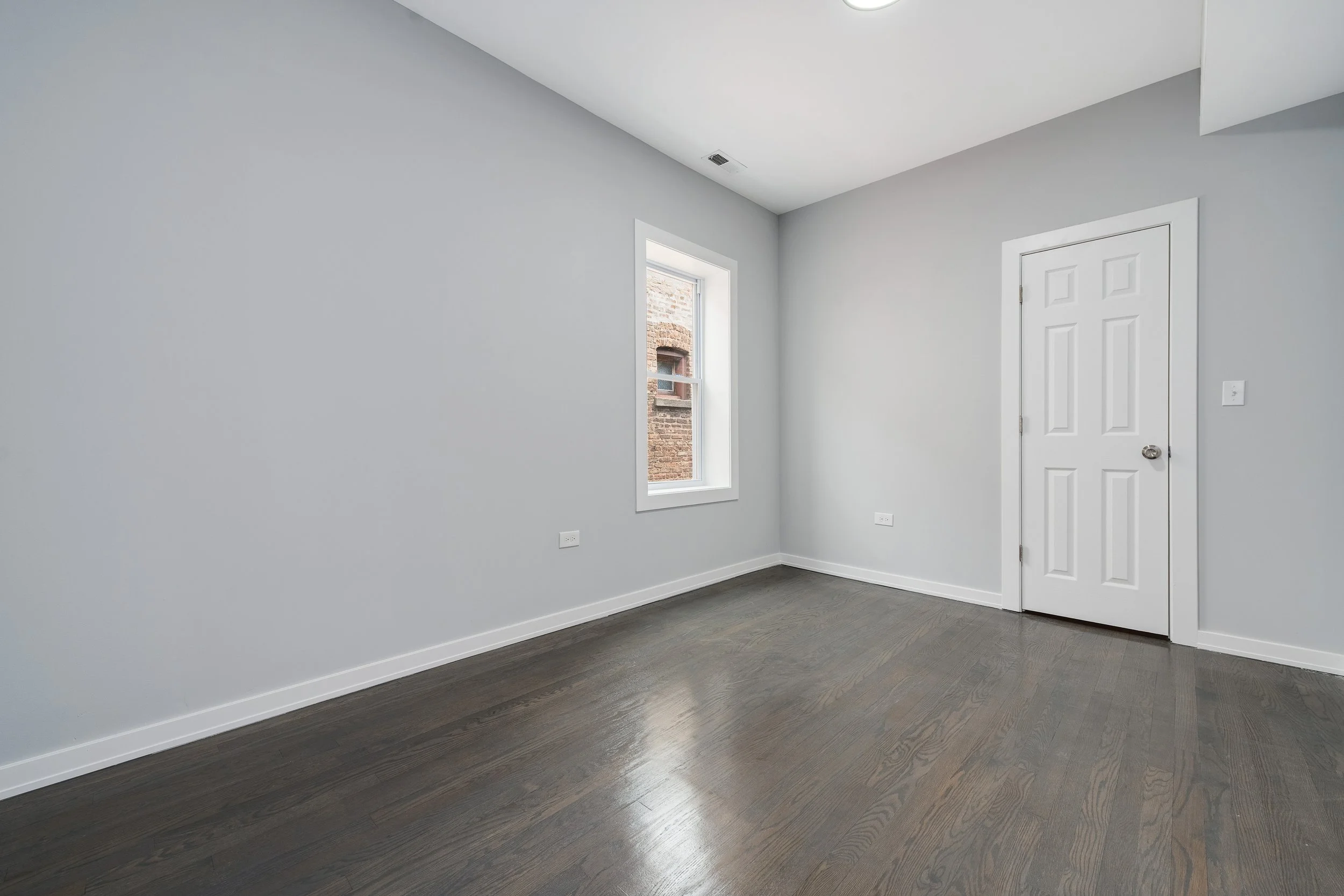 7925 S May St Chicago IL 60620-print-017-008-0017-4200x2801-300dpi.jpg