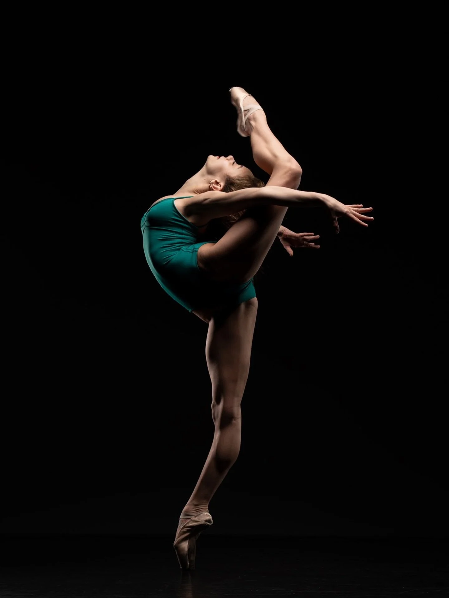 From @acedanceproject_ photoshoot with @sylvie_b_rock 📸