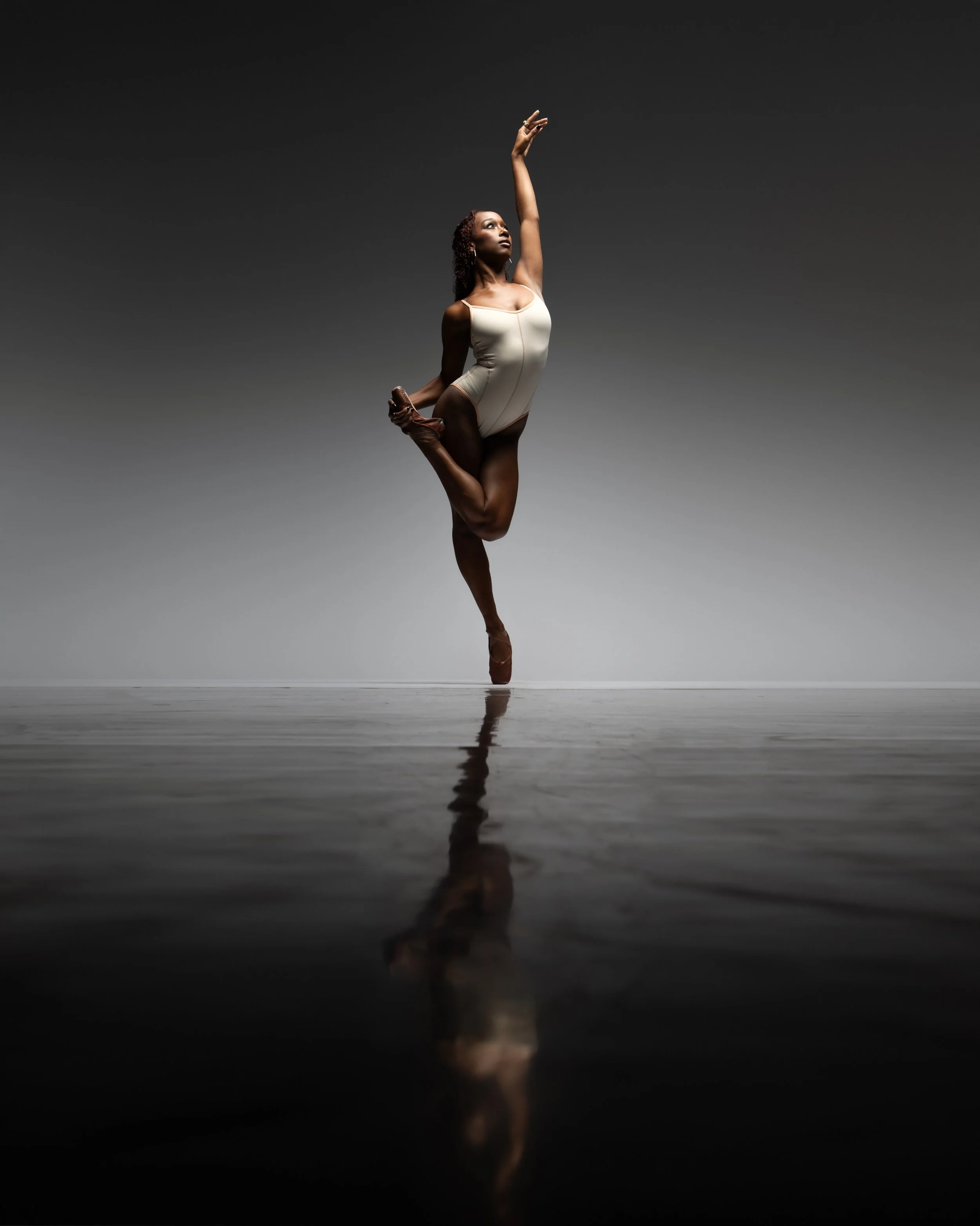 September bookings are officially OPEN! 📸✨

I&rsquo;m now booking dancers, schools, studios, and professional companies for September.

Based in Orlando, FL, but available to travel for schools and companies looking for dance photography, company ca