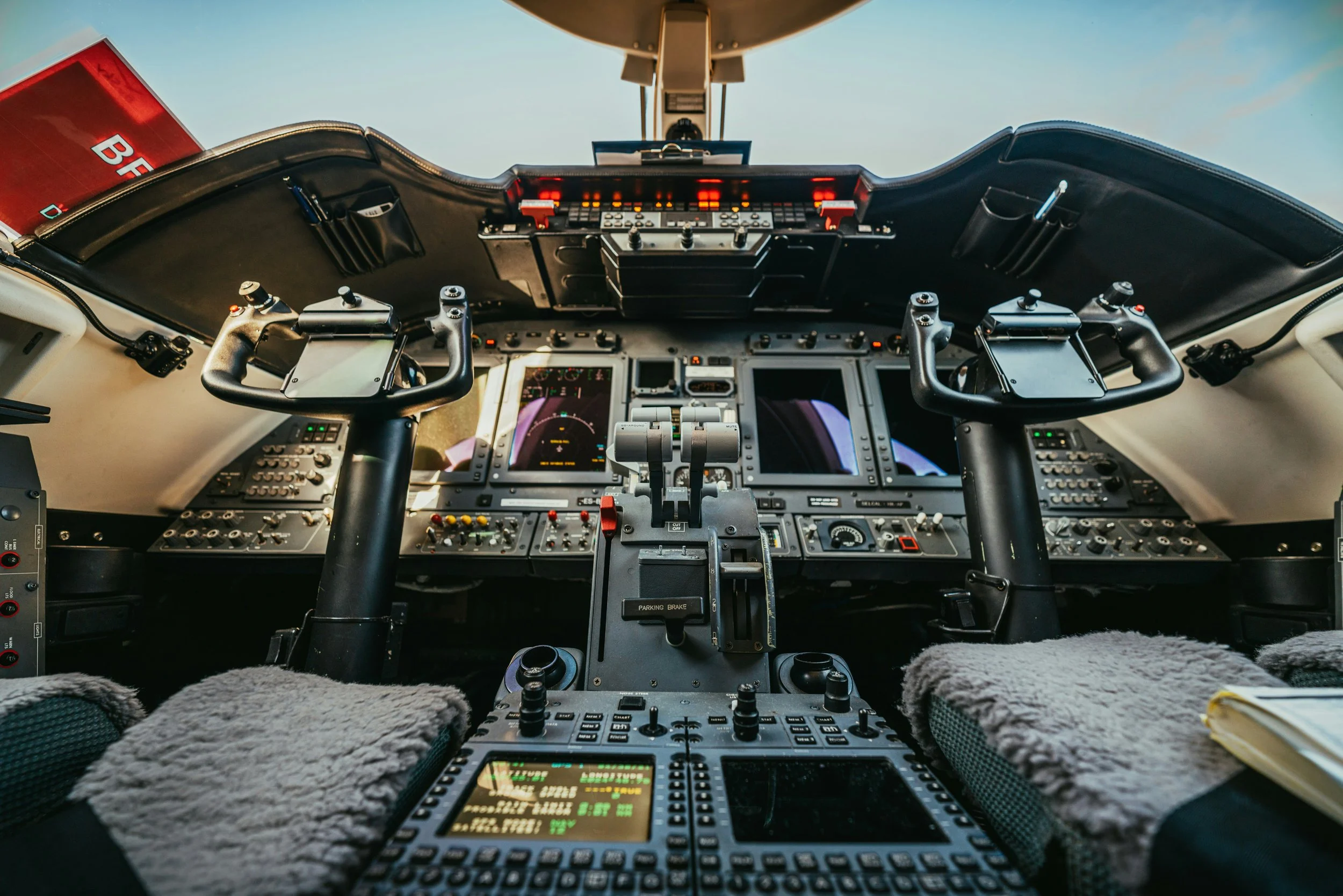 The Differences Between Private and Commercial Pilot Training