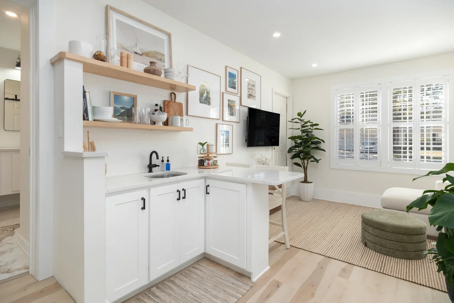 Kitchenette (Copy)