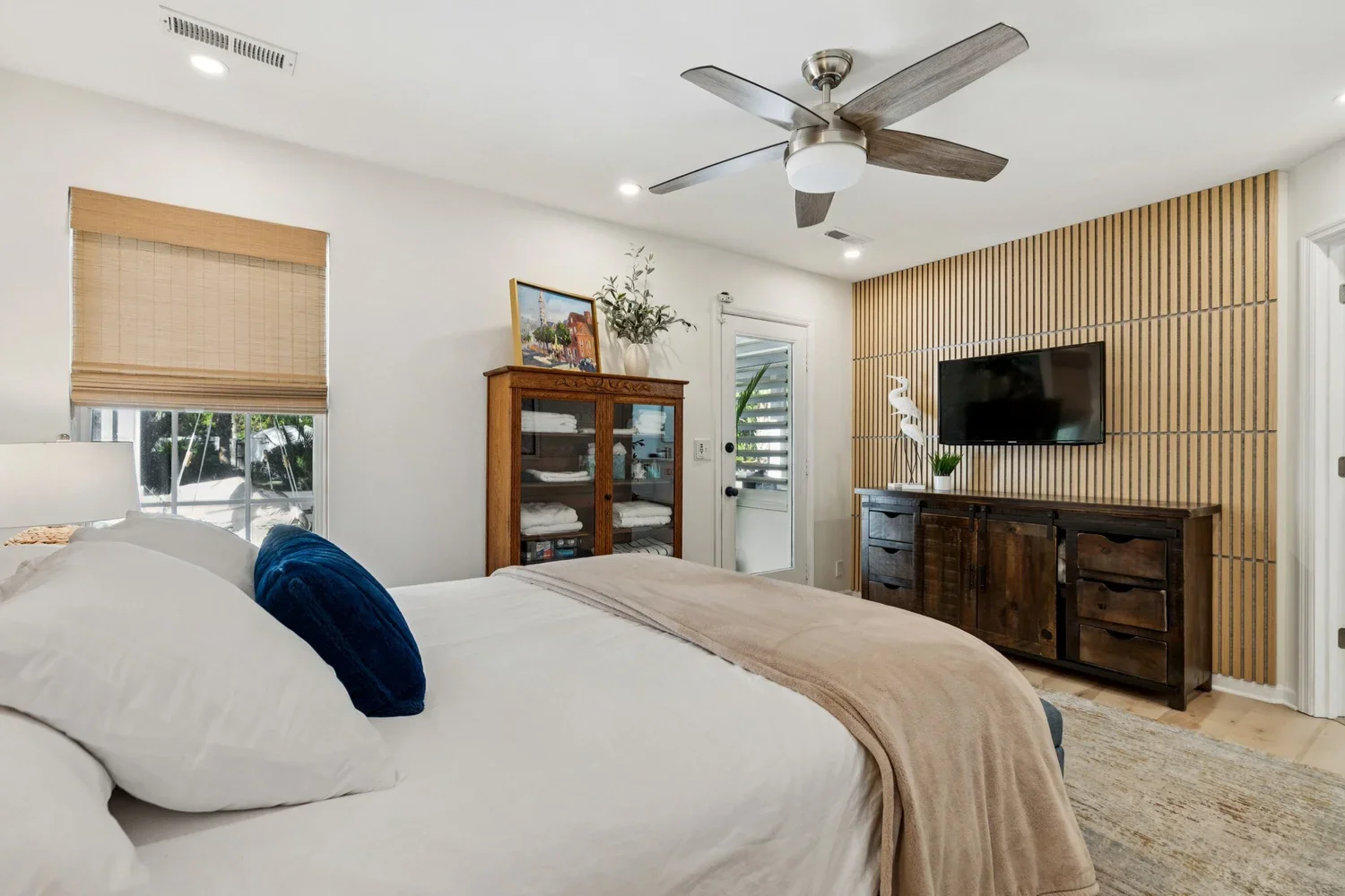 Bedroom (Copy)
