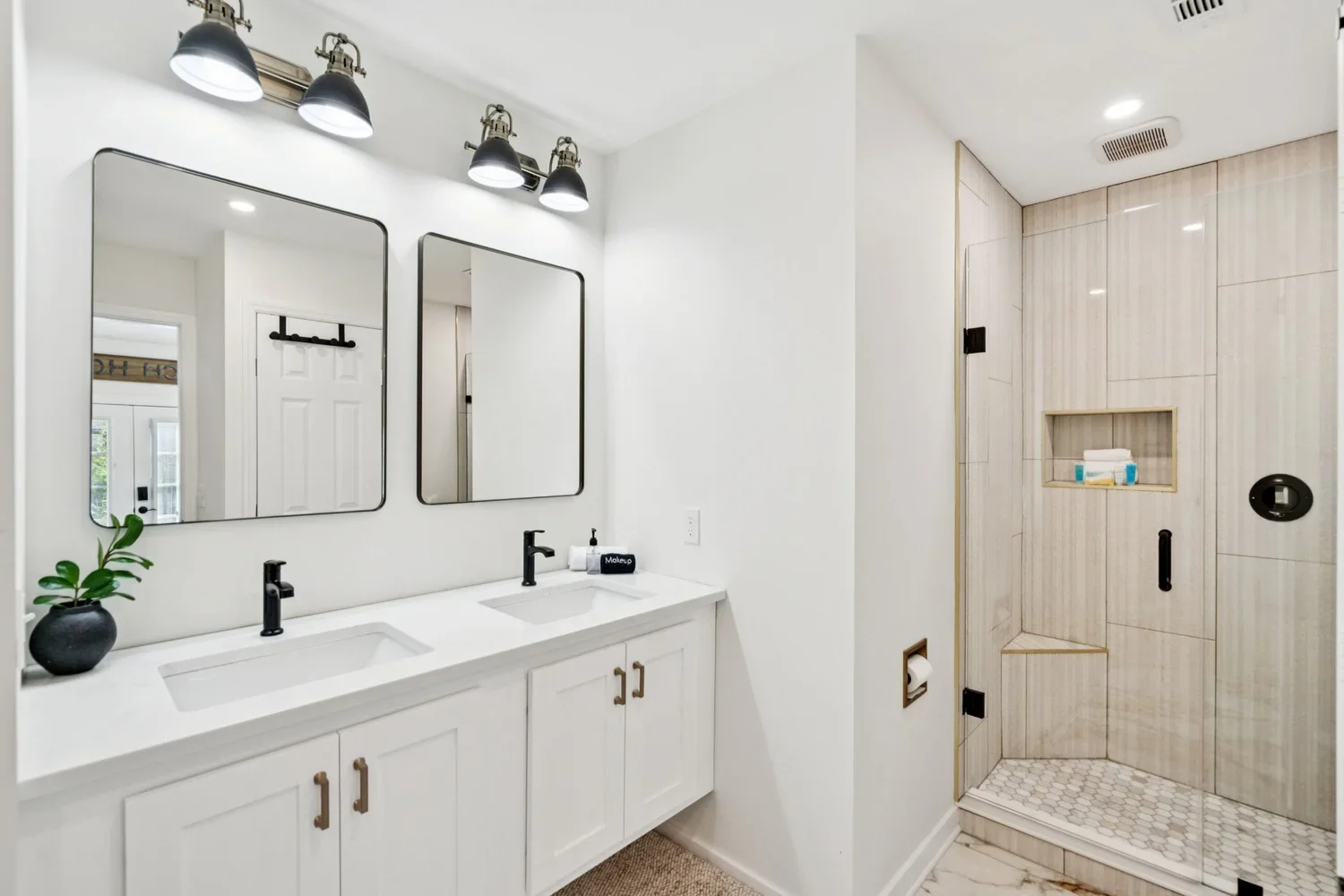 Bathroom (Copy)
