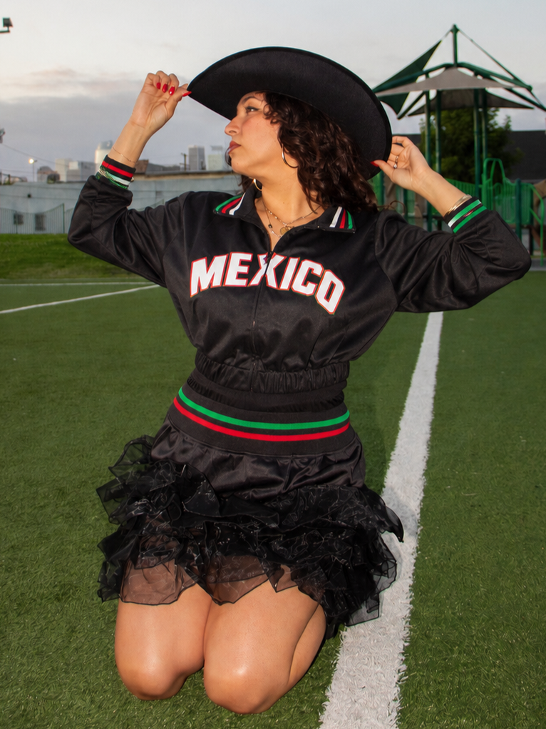 Black Mexico Ruffle Set