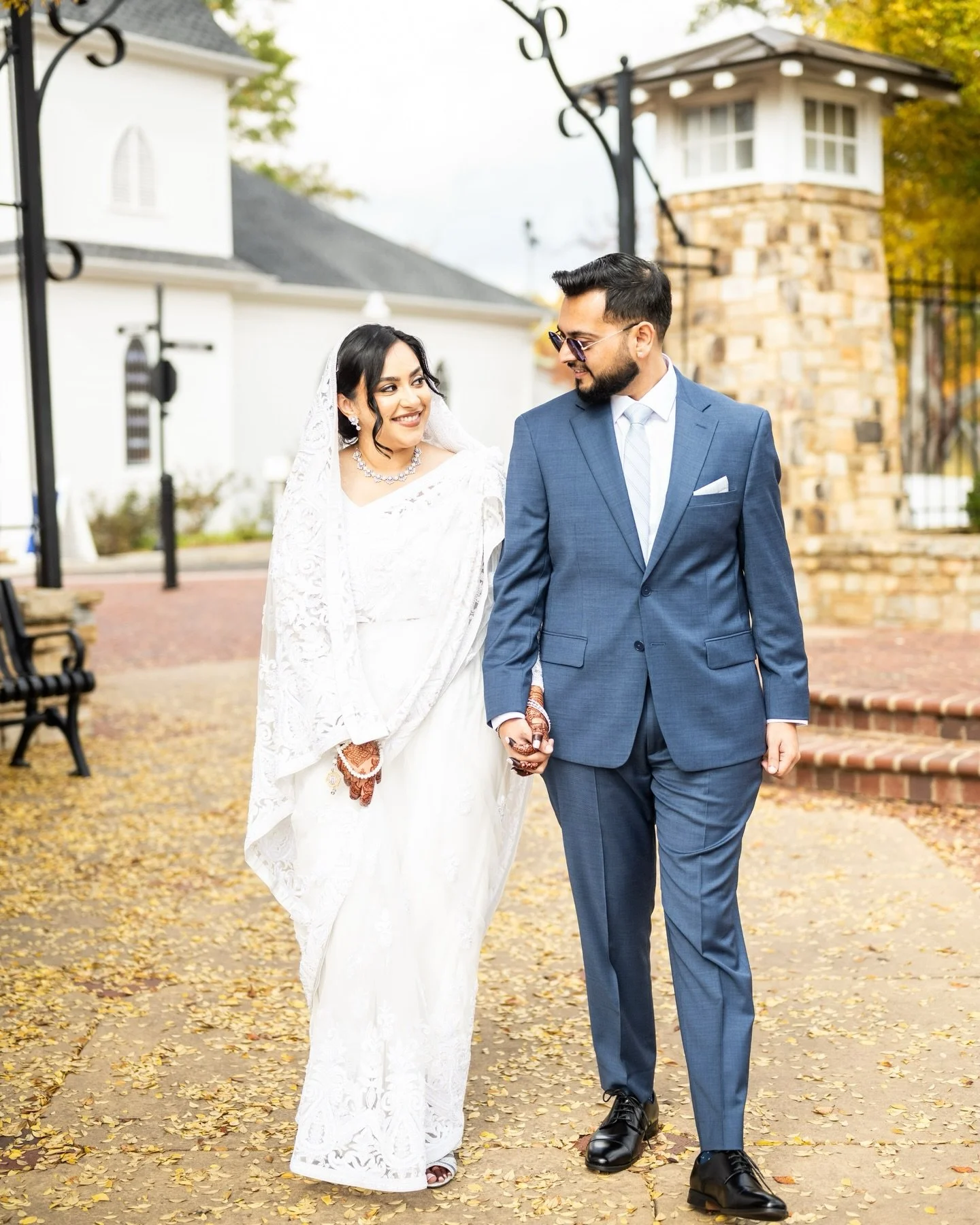 Sarosh and Adil 🤍

Vendors: 
Photo/Video - @chromalogue_studios 
Venue - @premiereventhalls and @ashianabanquet 
Food: @asmascuisine and @ashianabanquet 
MUAH: @glambyamberbava 
Henna: @hennabylubaina 
Outfits: @noorscreationn and @jasminebridalchic