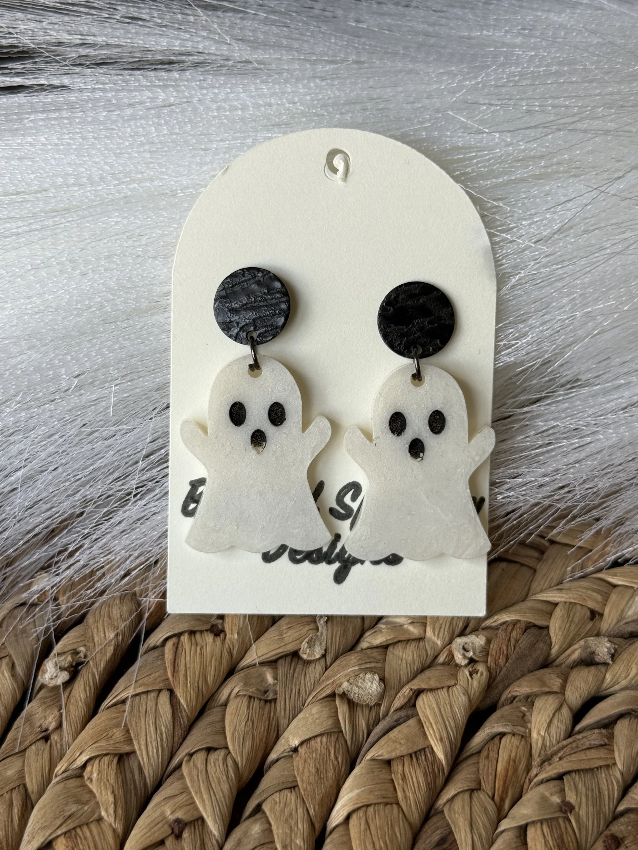 Happy Ghost Dangle