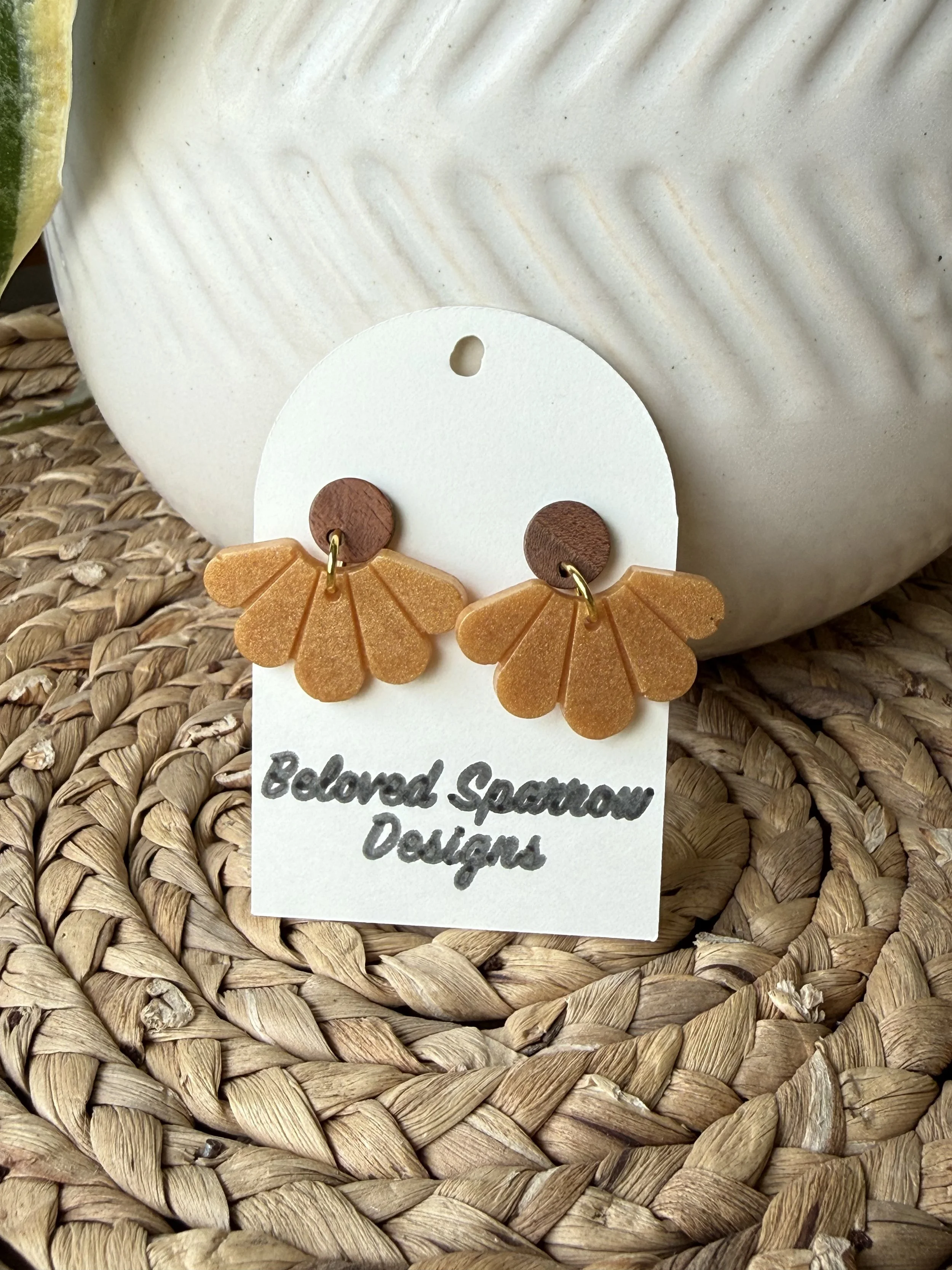 Scalloped Dangle 1