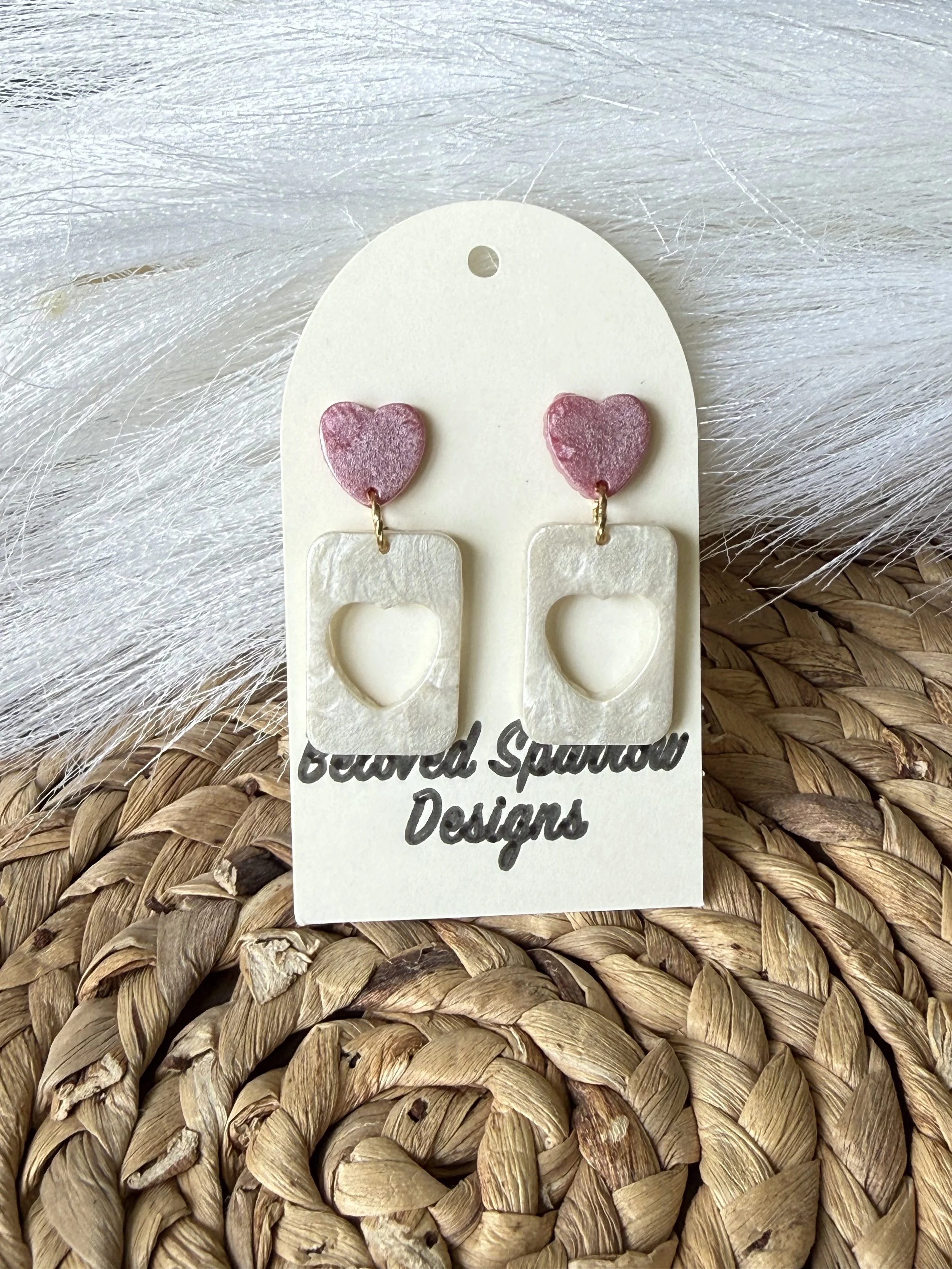 Sweetheart Frame Dangle 1