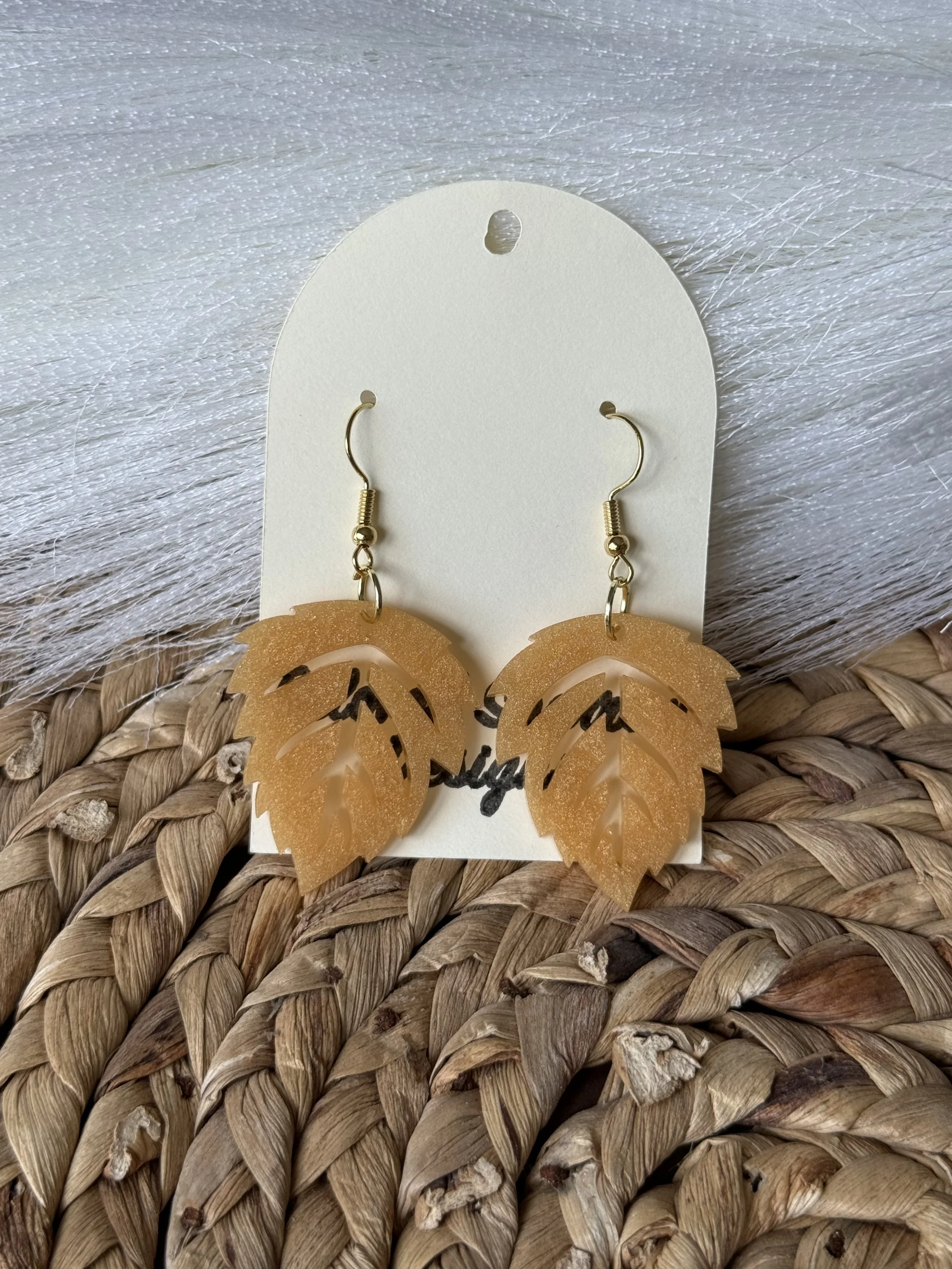 Large Leaf Dangle 1