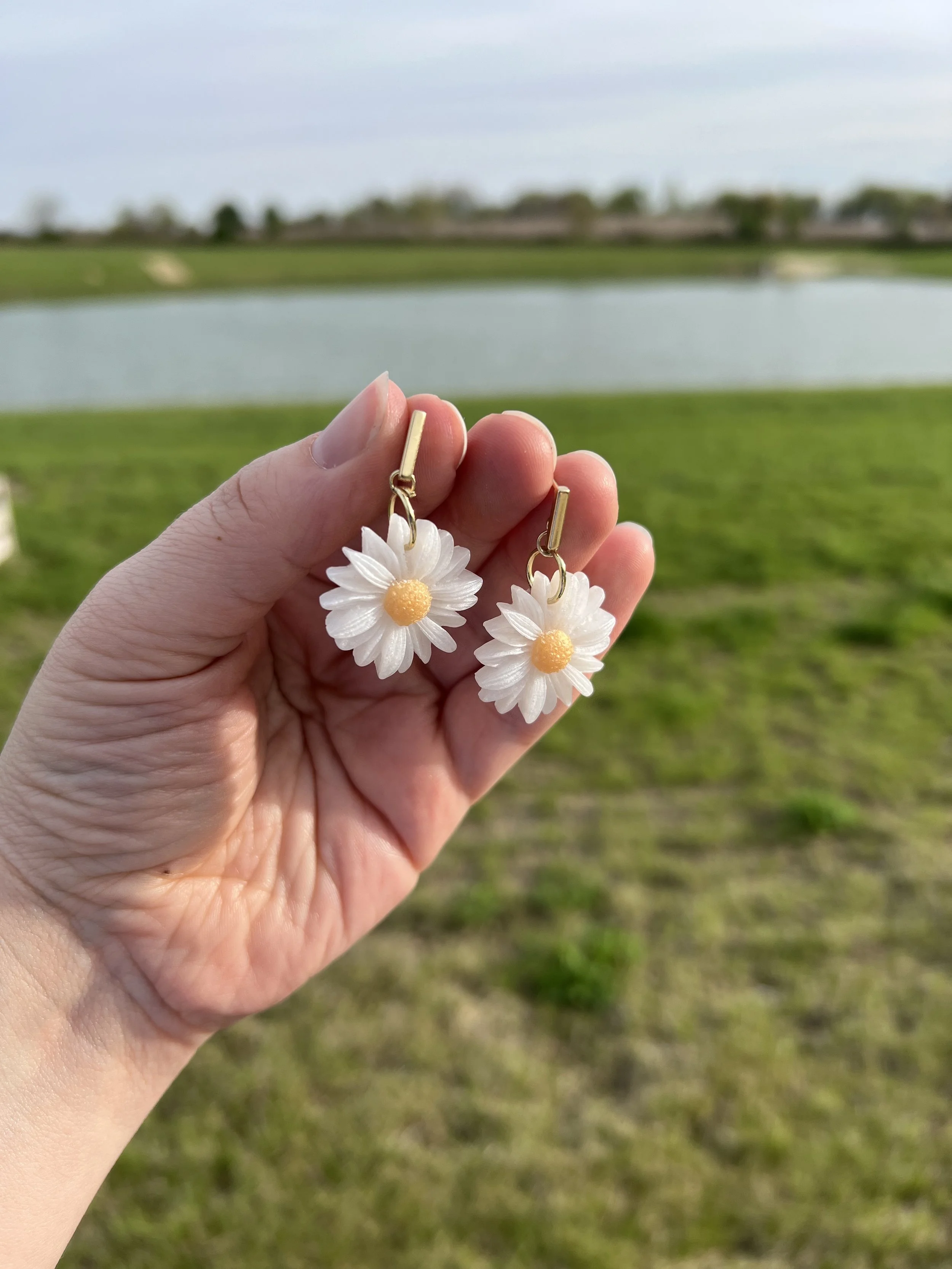 Daisy Dangle