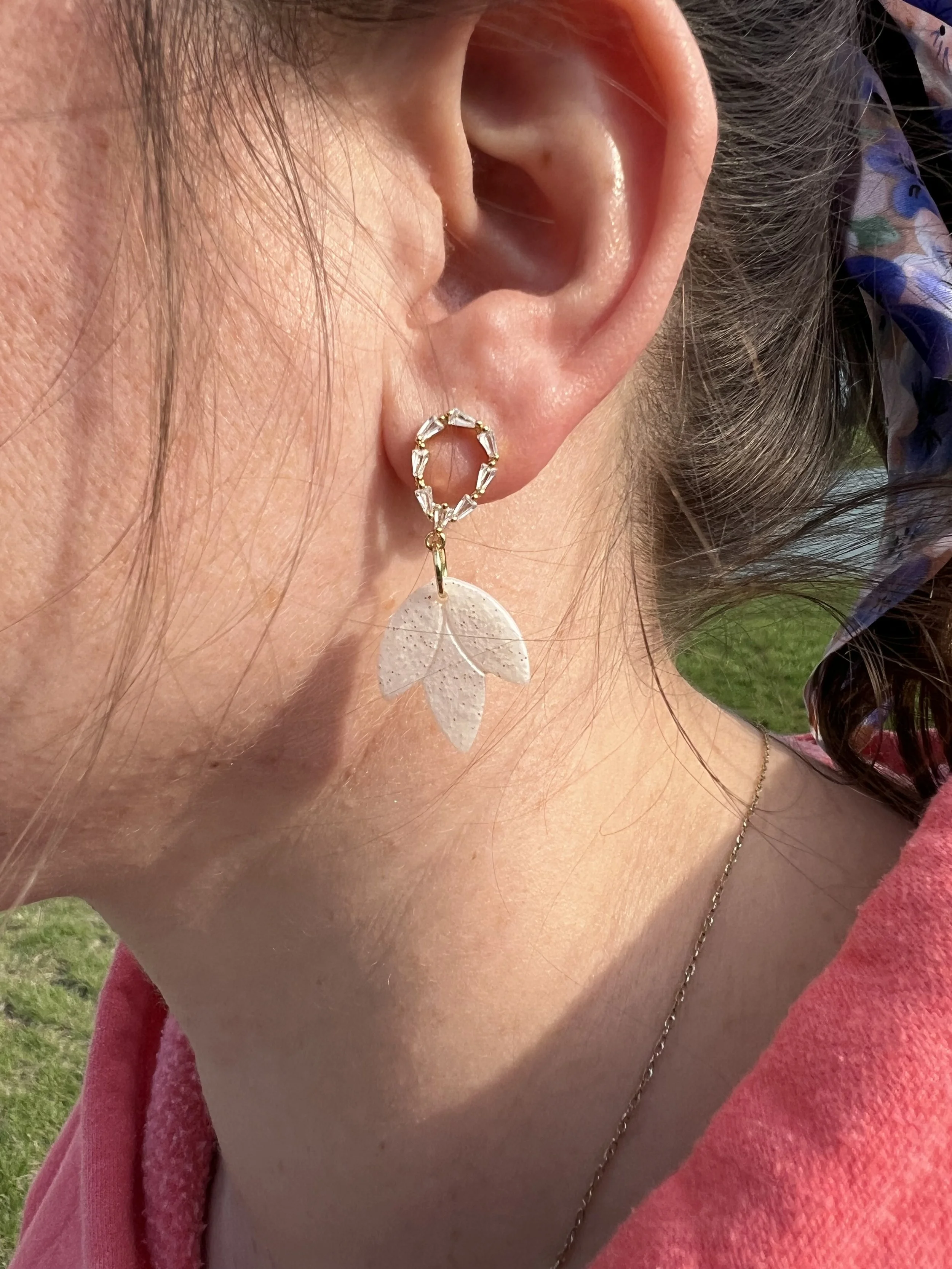 The Laurel Mini Dangle 1