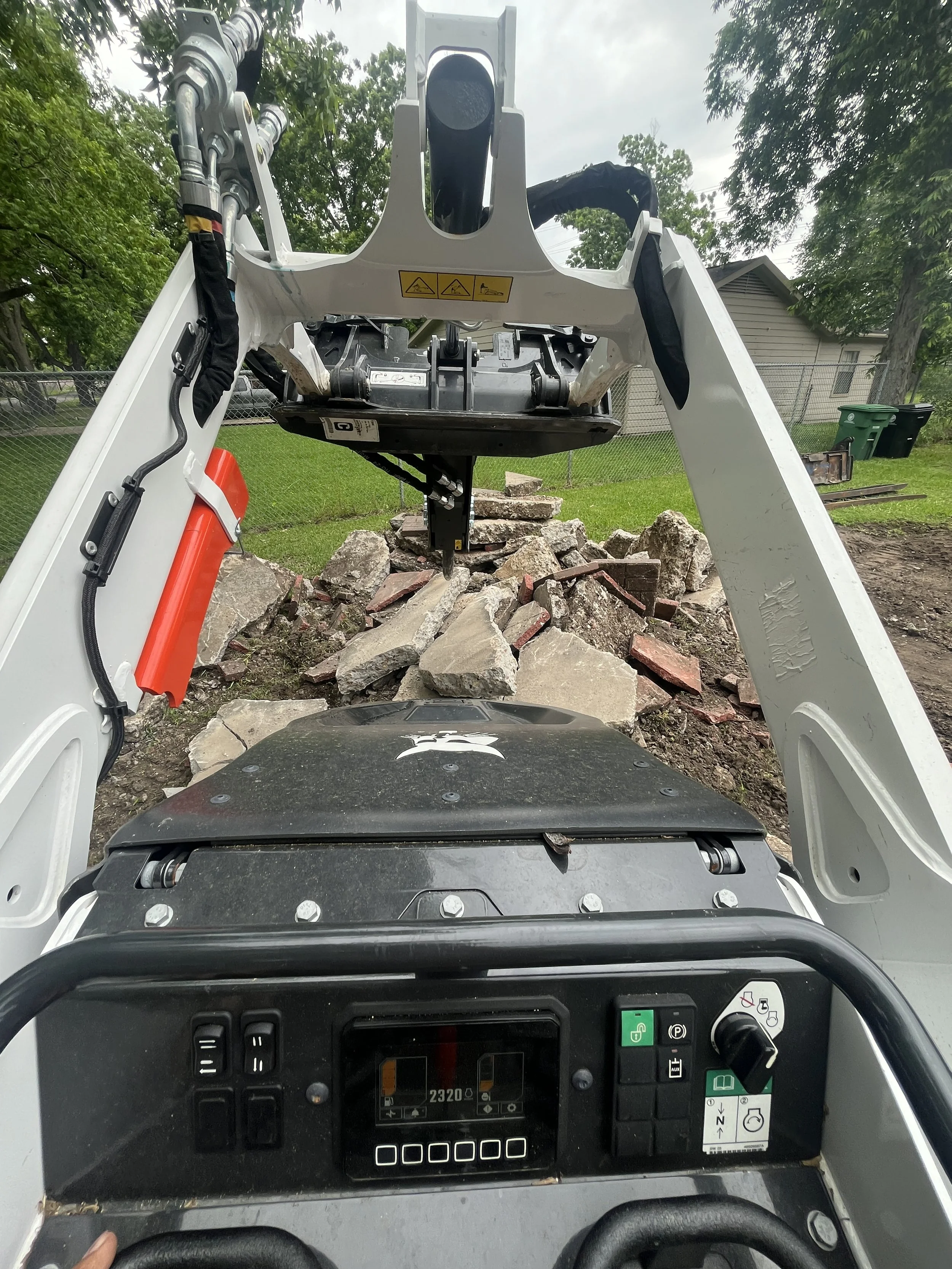 Concrete Breaking slabs