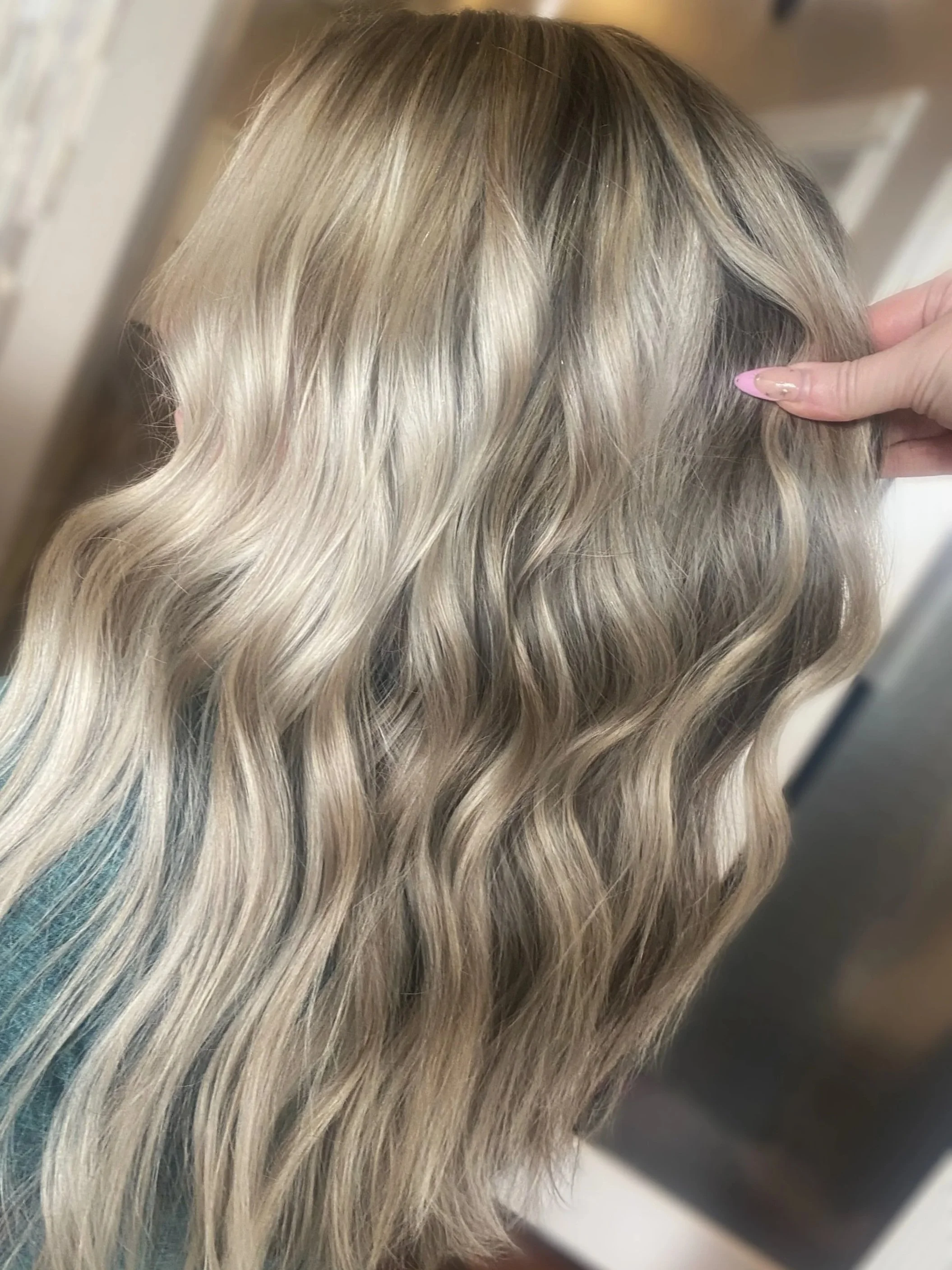 Facetune_30-04-2023-08-02-01.jpg