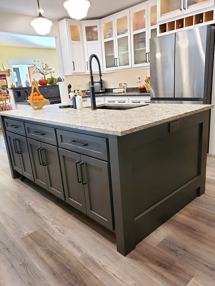 Kitchen Island.jpg