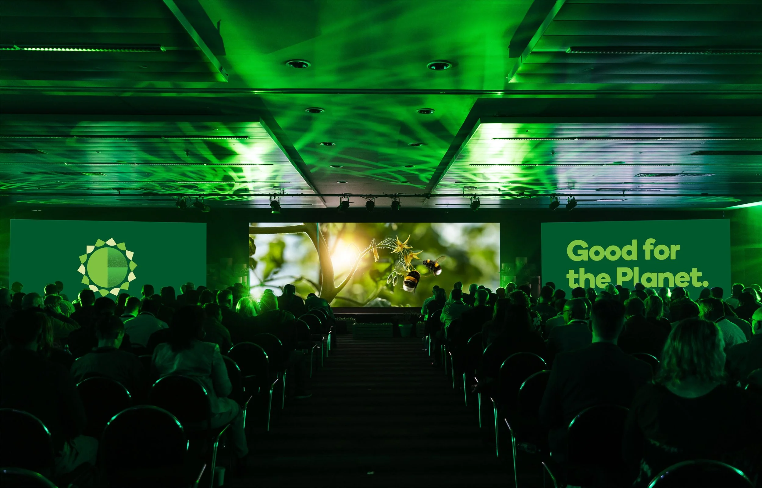 Photo of Countdown Green is Good trade show event.