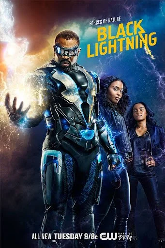 BLACK LIGHTNING S4  - SET DESIGNER