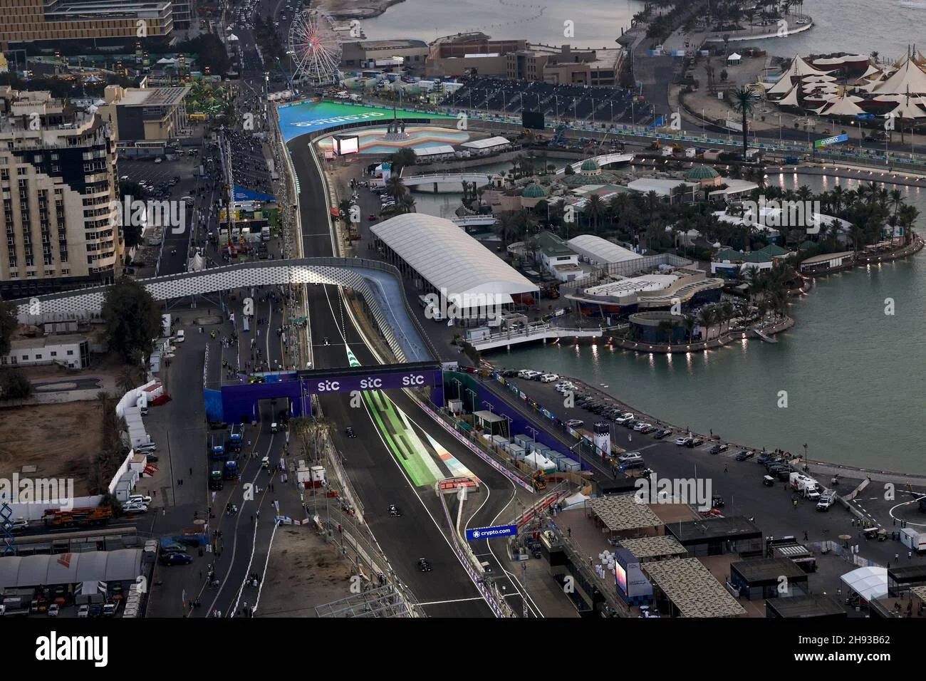 An image of The Float House.