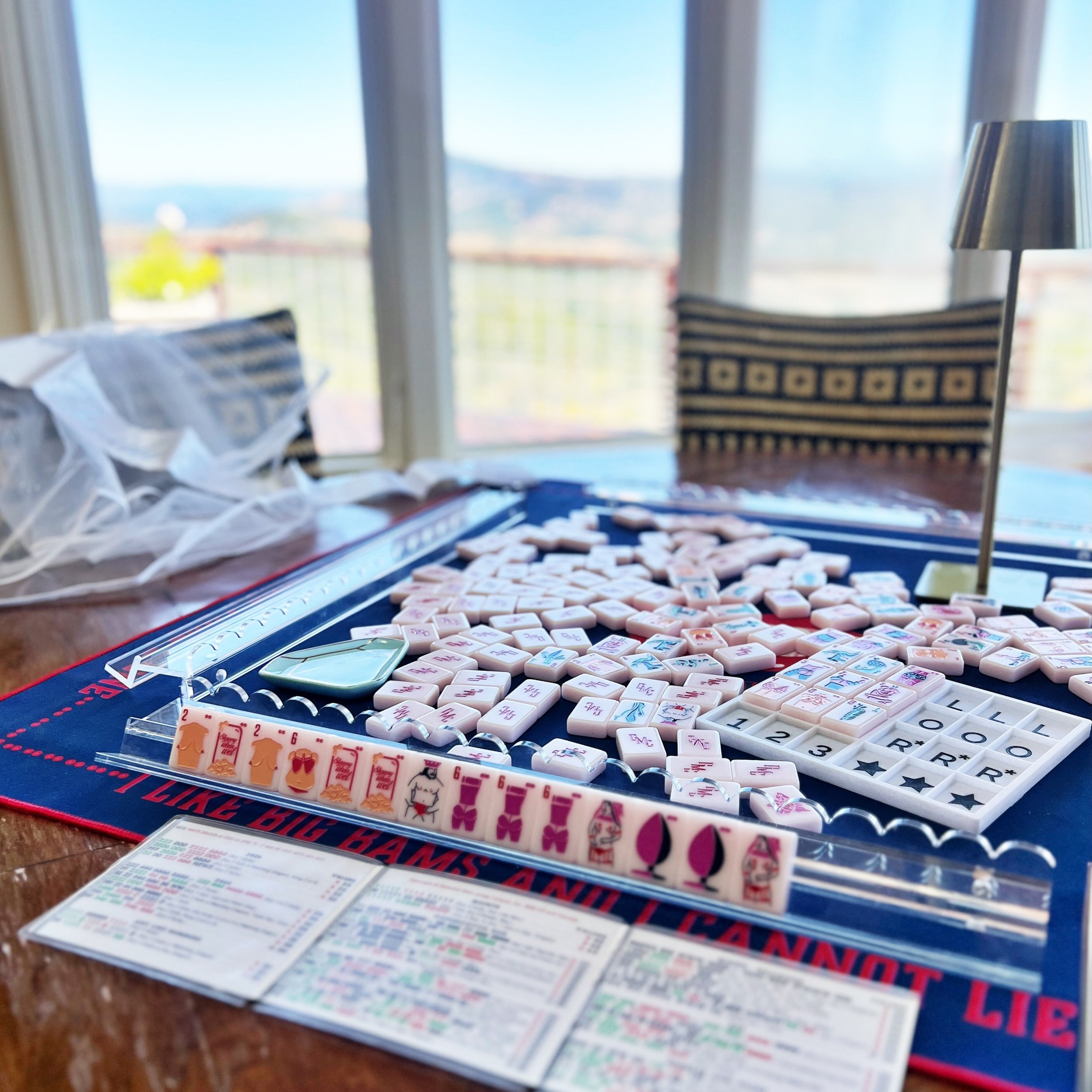 ☀️ Up early thanks to a west coast time difference means a little Morning Solo Mahj, but make it cheeky because this is a Bachelorette after all 🍑😉🍑 #dirtymahj #bachelorettemahj #playmahjong #mahjong #mahj