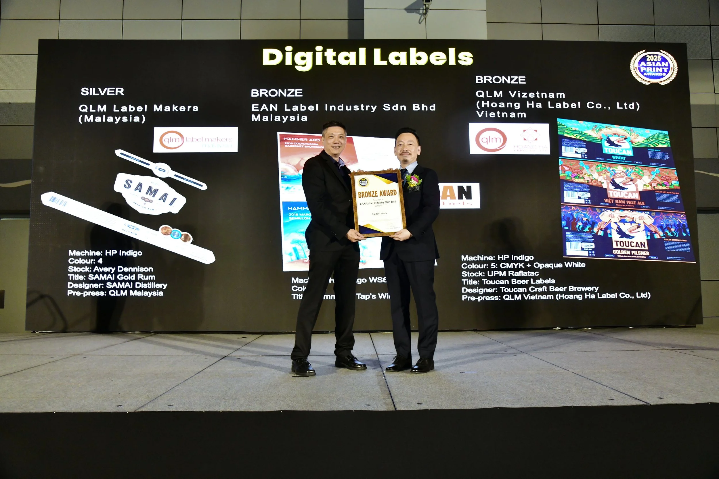DLab - BronzeB1.JPG