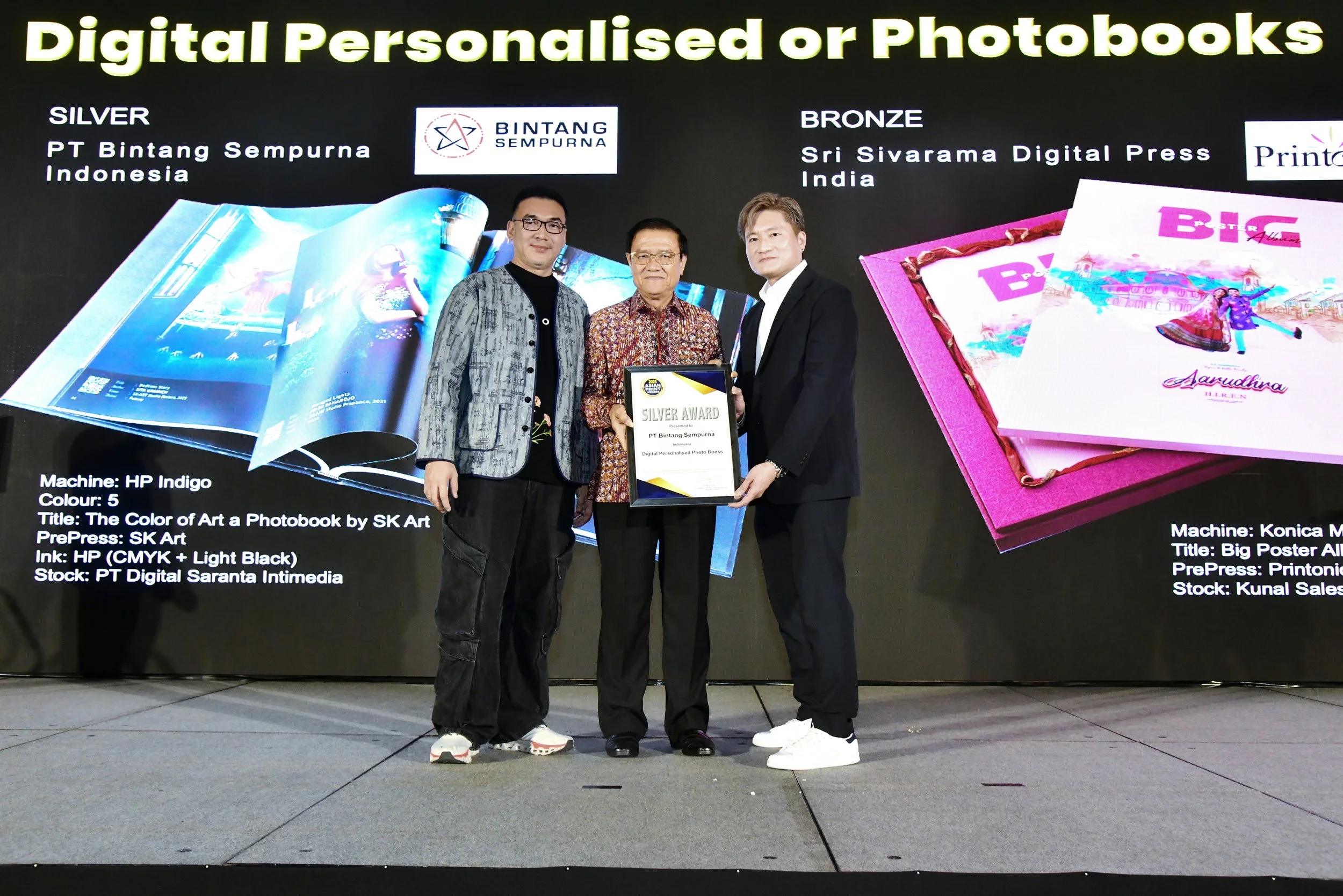 DPhotobook - Silver2.JPG