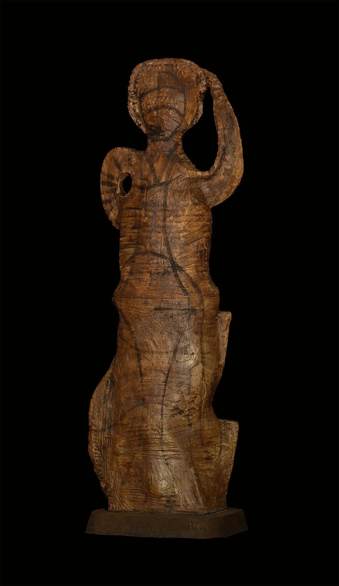 Serie ¨ Mis sombras¨ / escultura en ceramica a alta temperatura / 200 x 60 x 45 cm / 2020