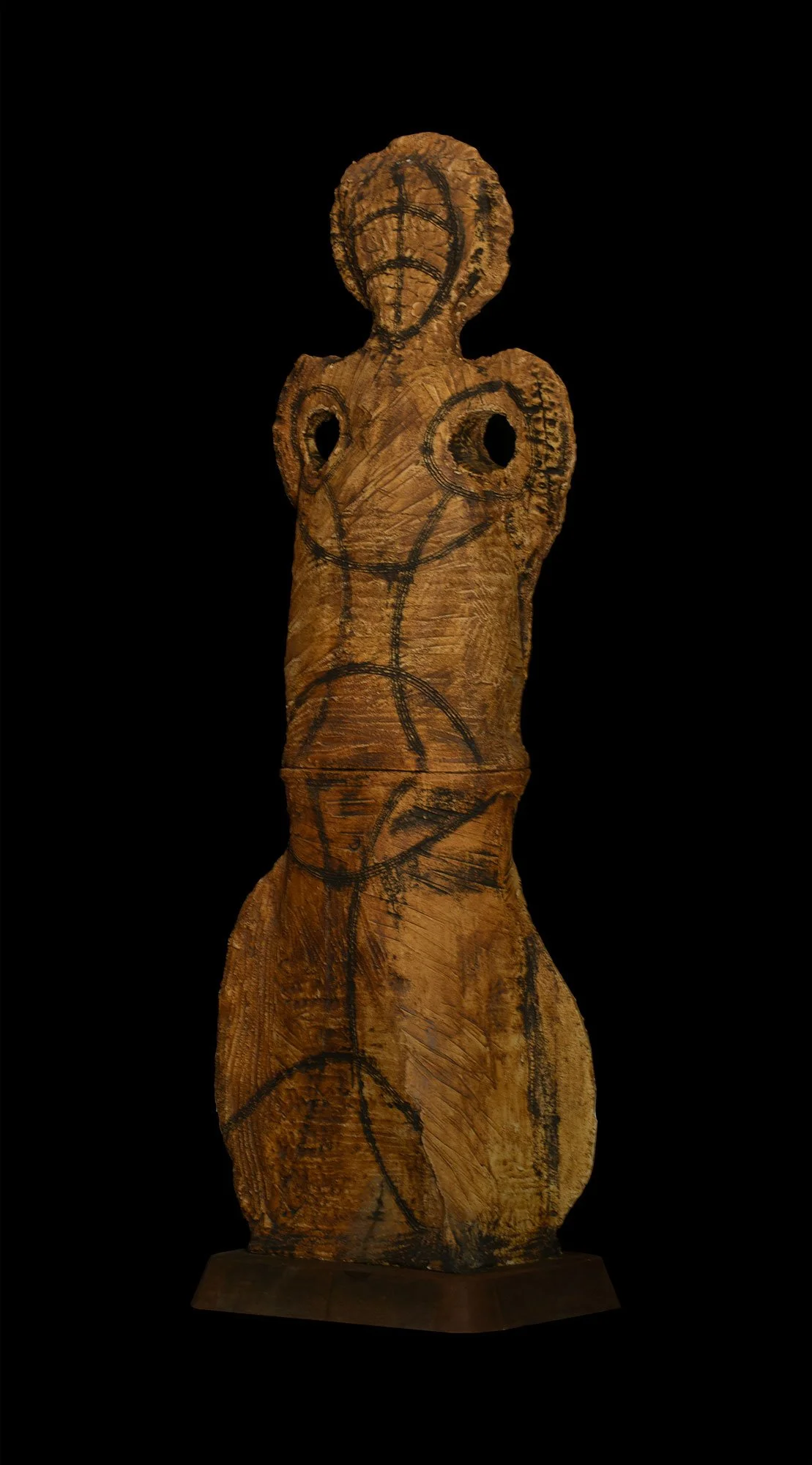 Serie ¨ Mis sombras¨ / escultura en ceramica a alta temperatura / 200 x 65 x 45 cm / 2020