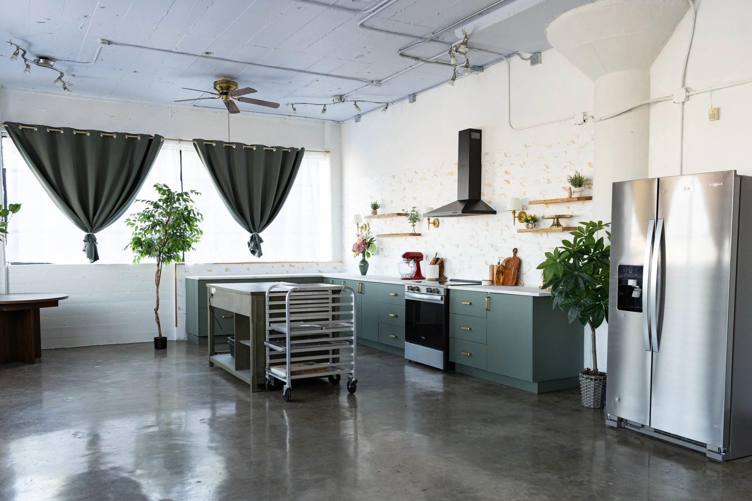 Los Angeles food photography studio kitchen space available for photo and video shoots.