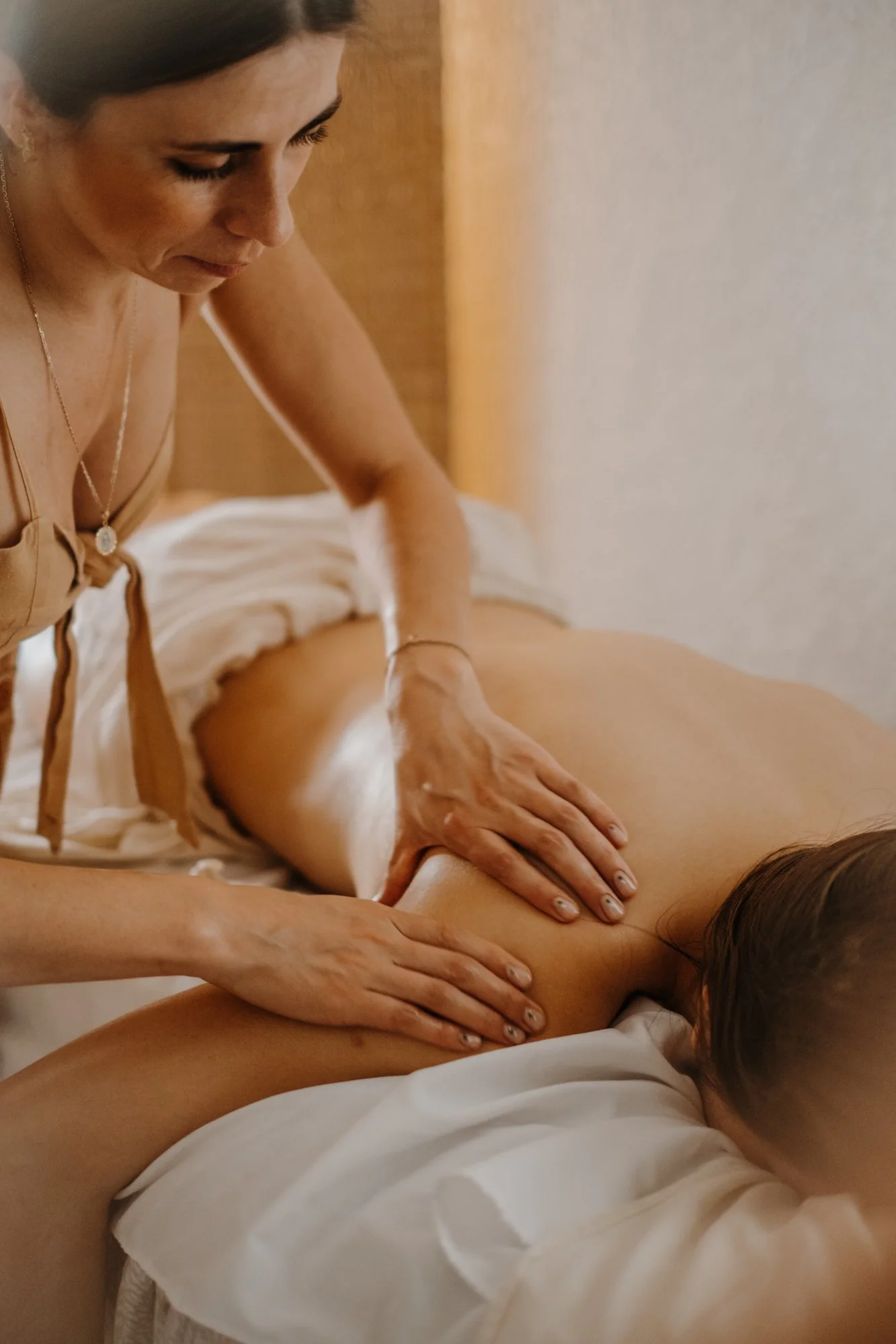 nashville+franklin+williamson+lewis+branding+lifestyle+photographer+portrait+editorial++tennessee+massage+therapy+naturopathic+meditation+spa+wellness+cupping+physical-10.jpg