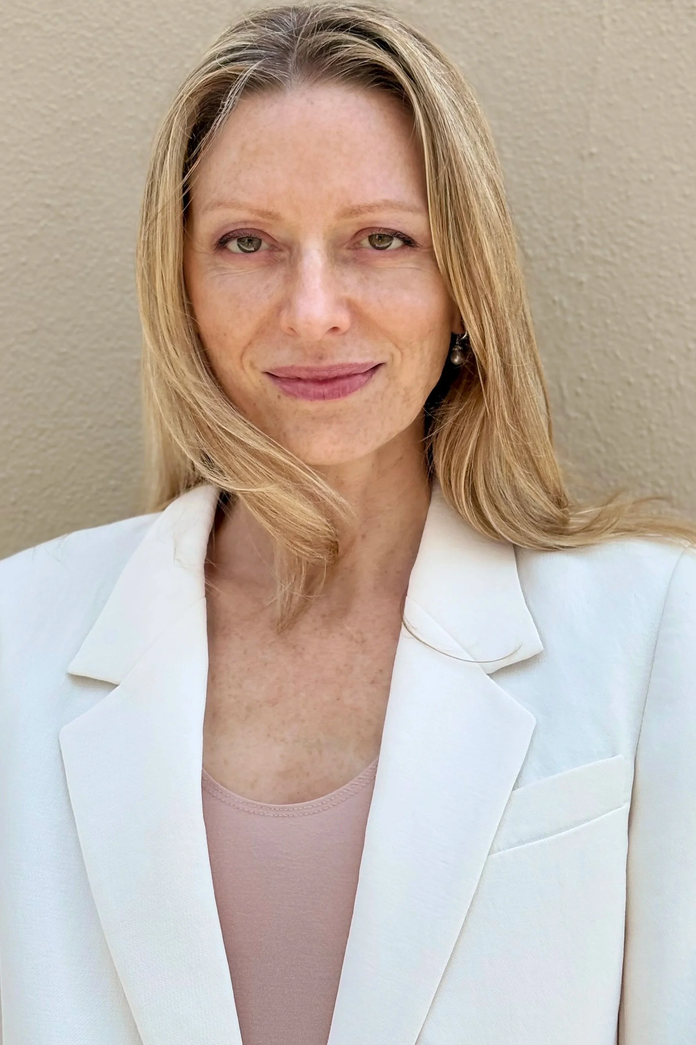 Katerina Minevich, CFP® and CDFA®, California divorce financial analyst for women in high-asset divorces.