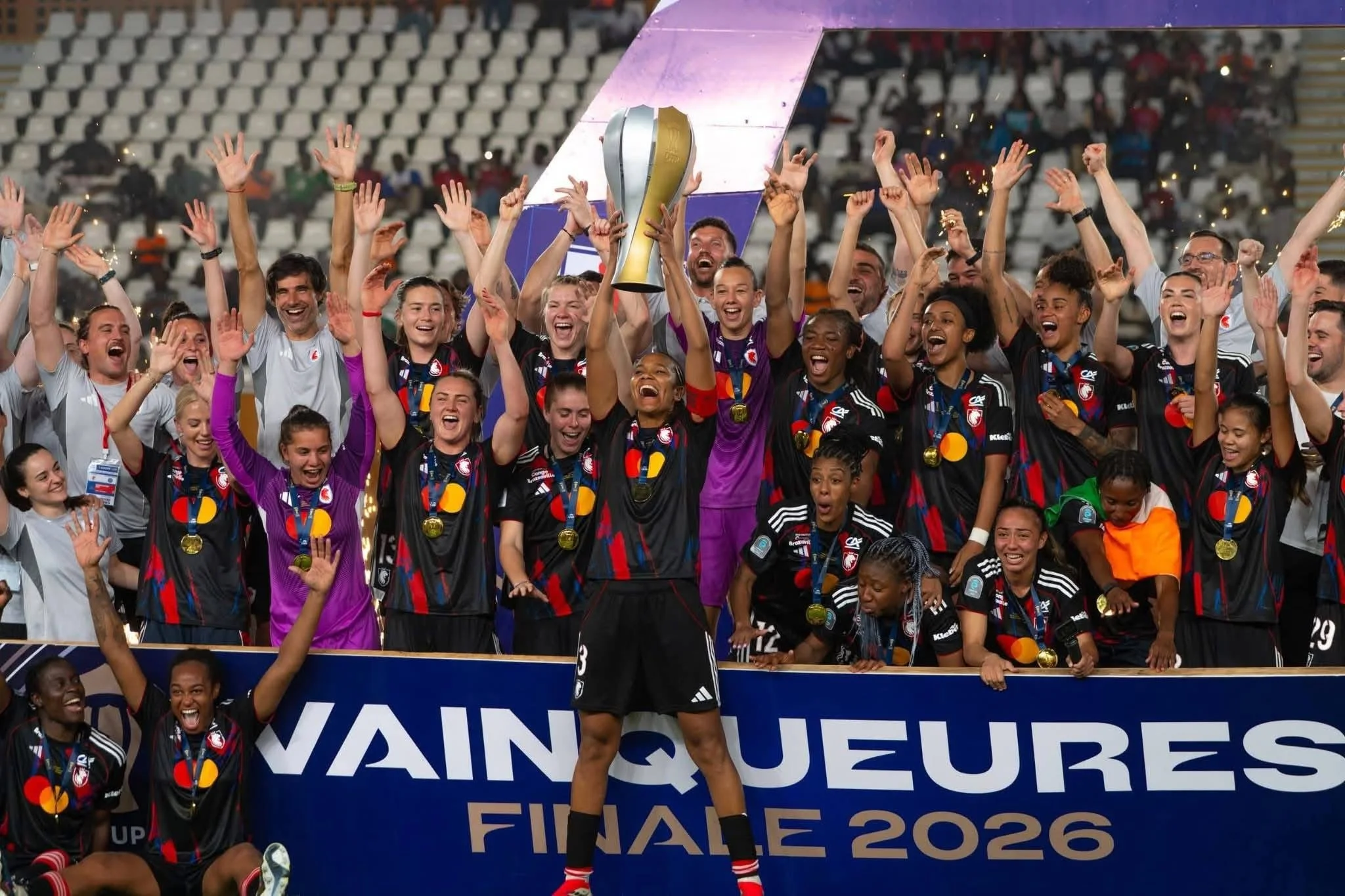 Historique : OL Lyonnes remporte la première Coupe de la Ligue !