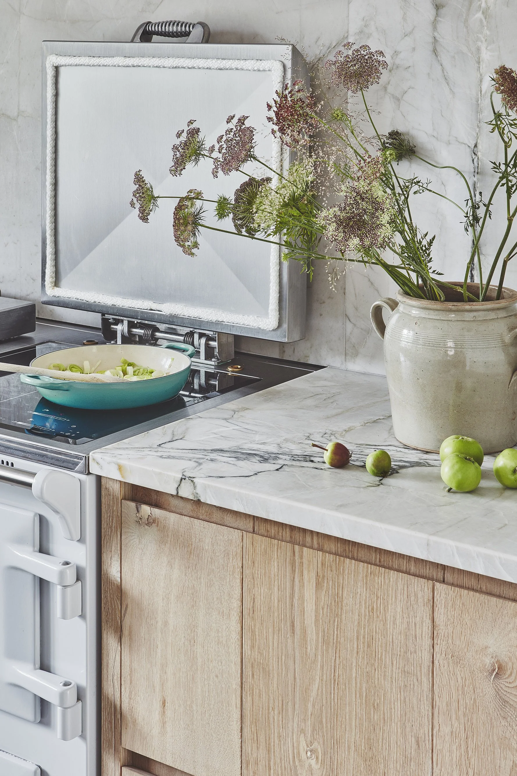 6ixteen Country House kitchen 8.jpg