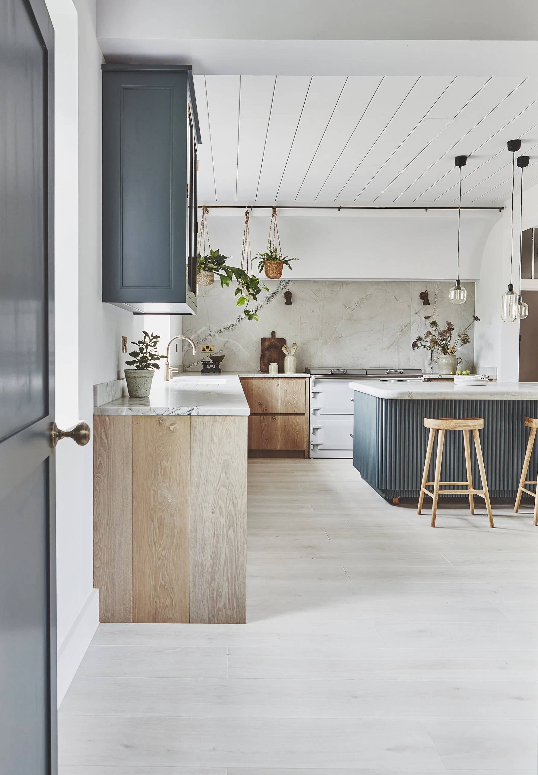 6ixteen Country House kitchen 2.jpg