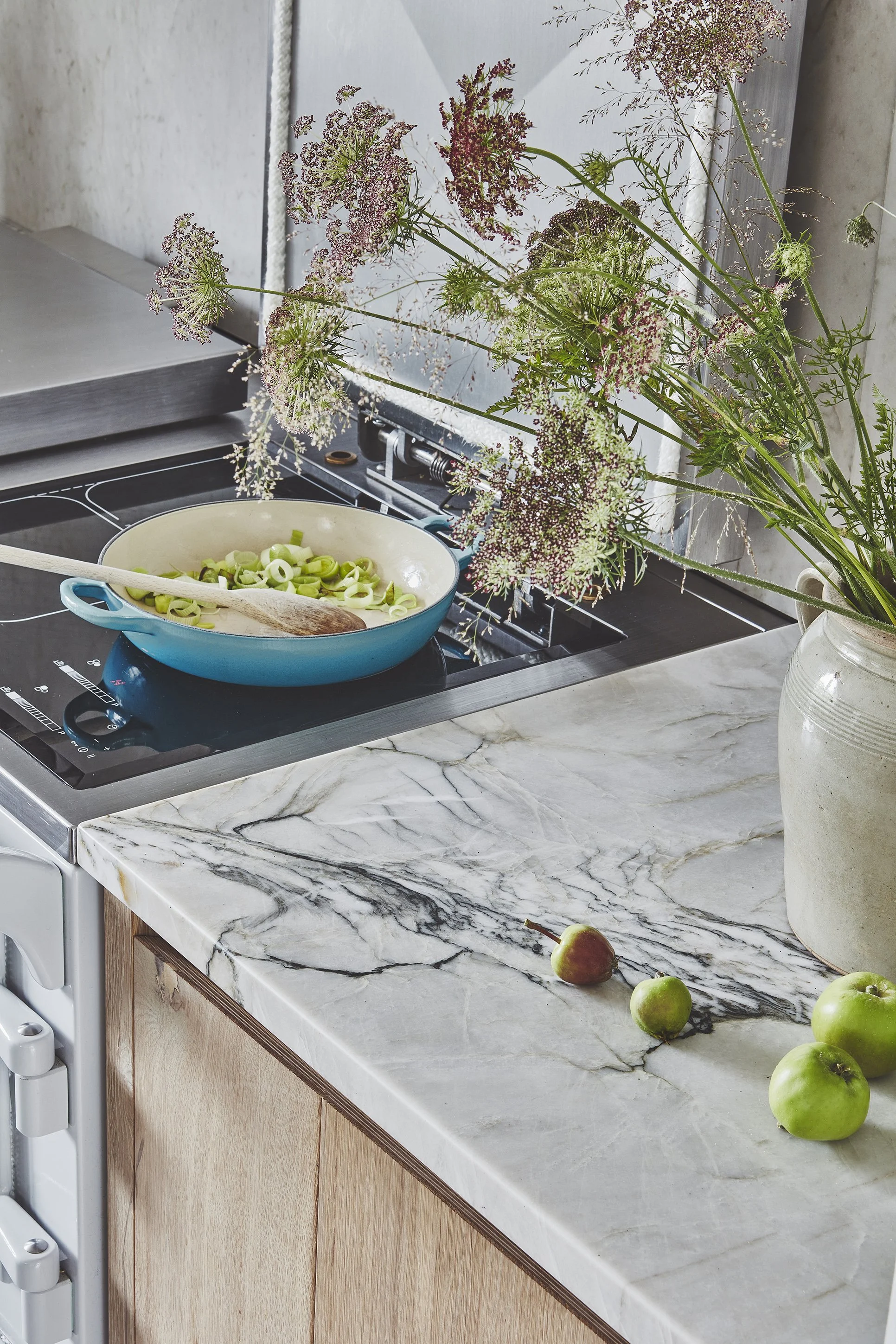 6ixteen Country House kitchen 9.jpg