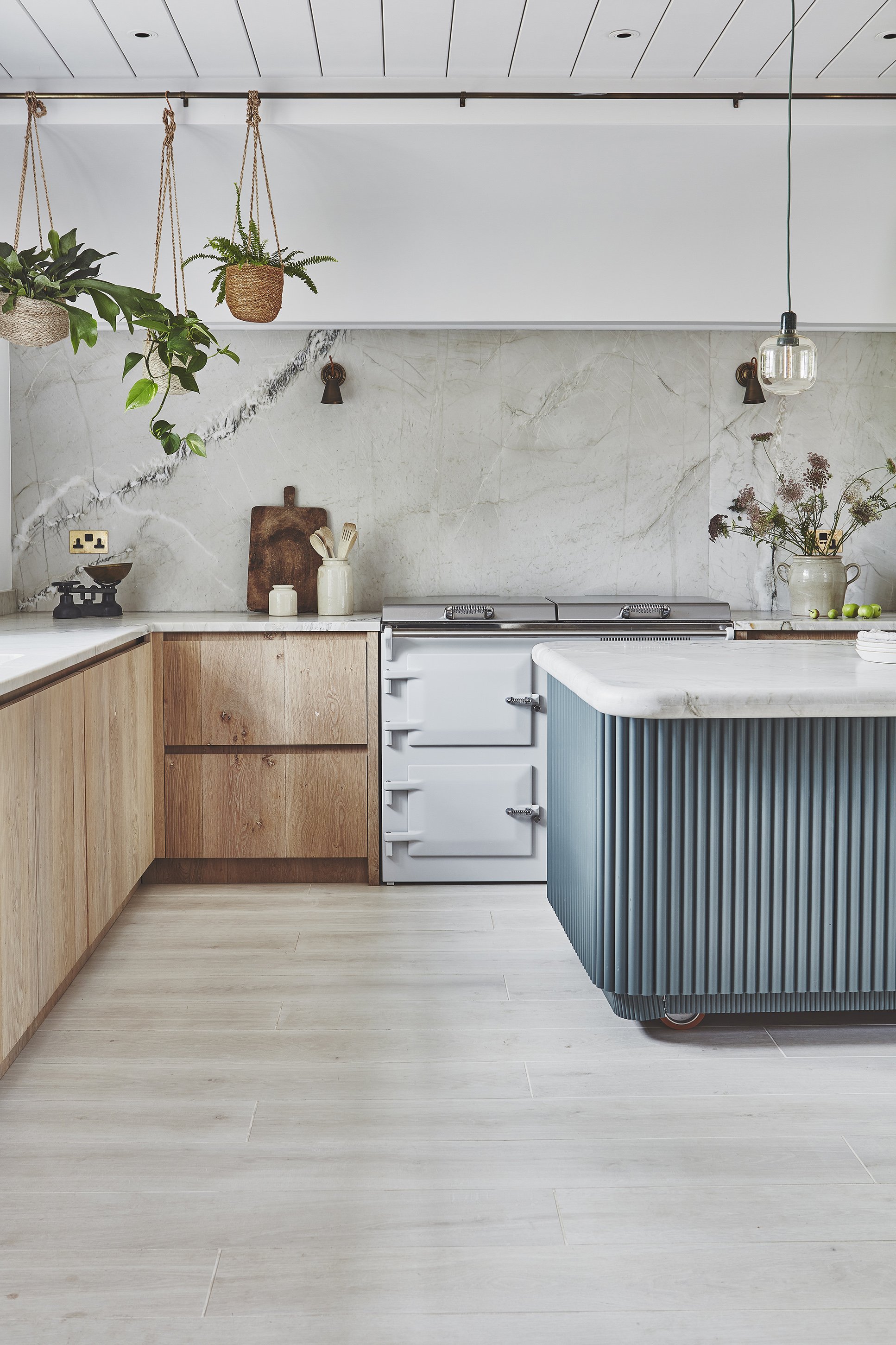 6ixteen Country House kitchen 4.jpg