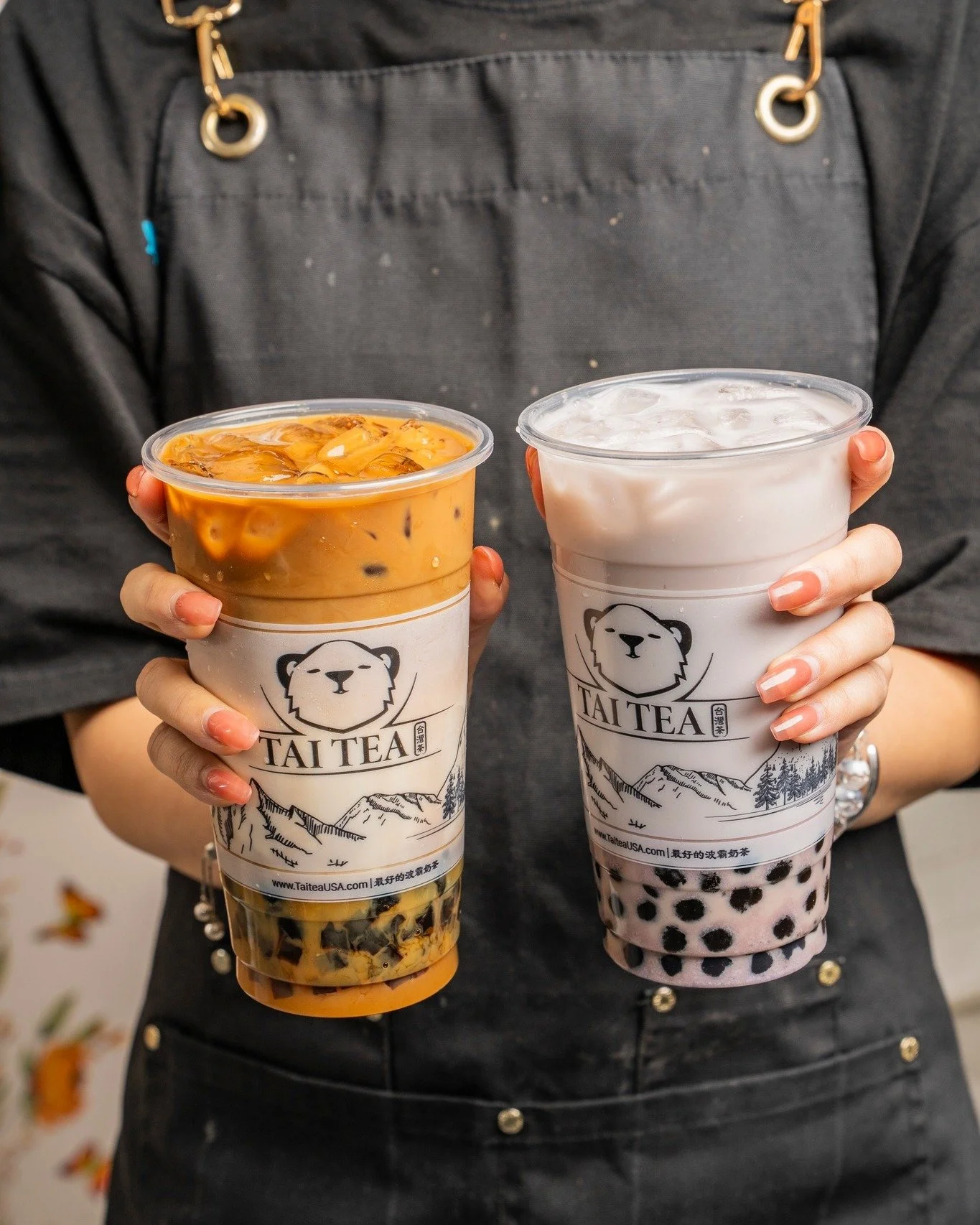 One for you, one for me now let&rsquo;s beat the heat together ☀️🧋
Two drinks are better than one when it&rsquo;s this hot outside!

#OCfoodies #vietnamesefusion #thevkitchen #AnaheimEats #thaitea