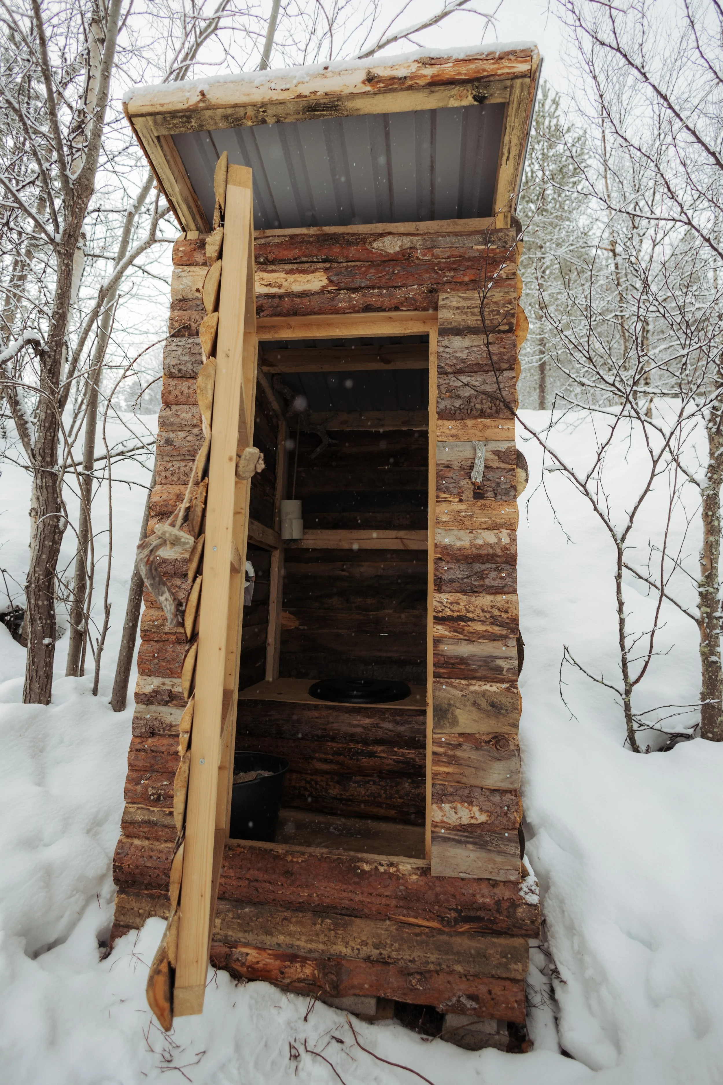 OutdoorWC.jpg