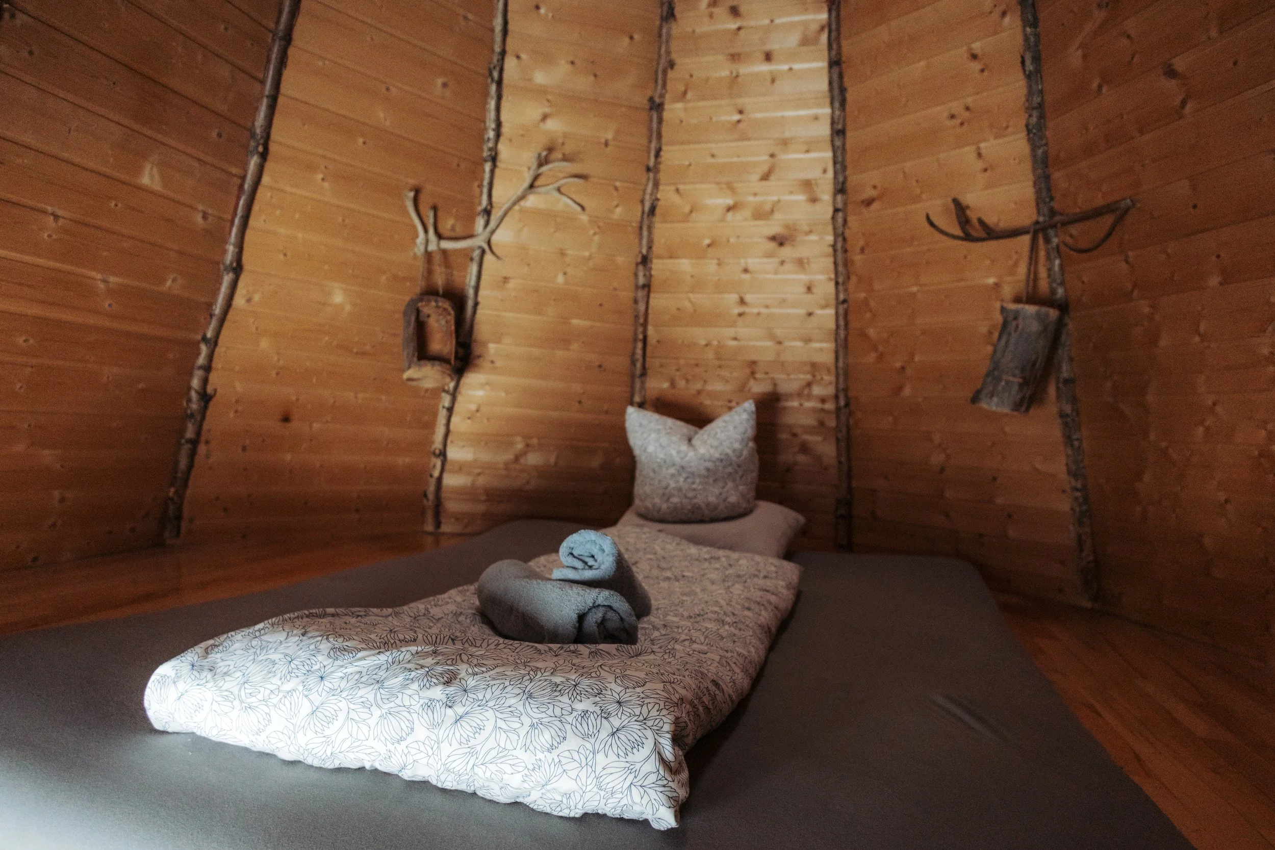Tipi_Innen(1).jpg