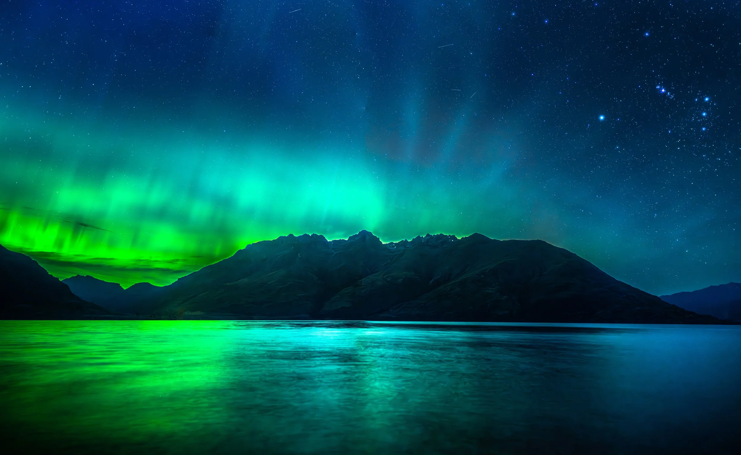 Aurora Australis Over Lake Wakatipu Panoramic Print