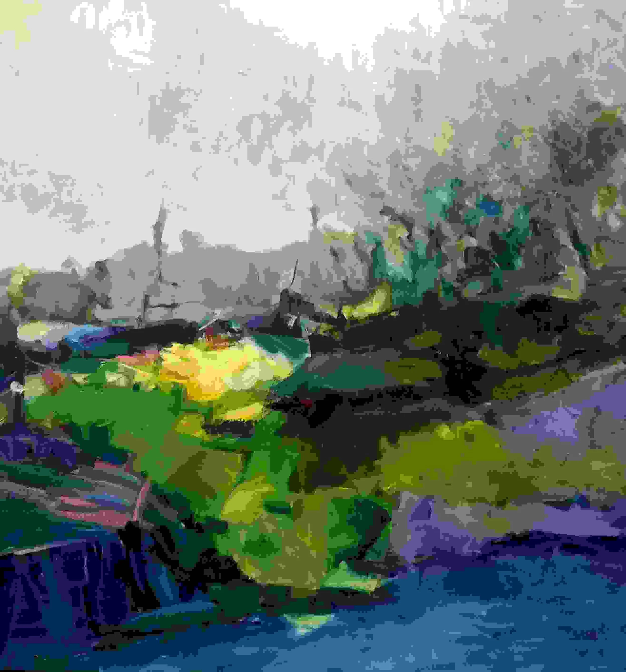 Auf einer Feuerwache liegen Feuerwehrhelme, Schutzkleidung und Ausrüstung auf einem Tisch.