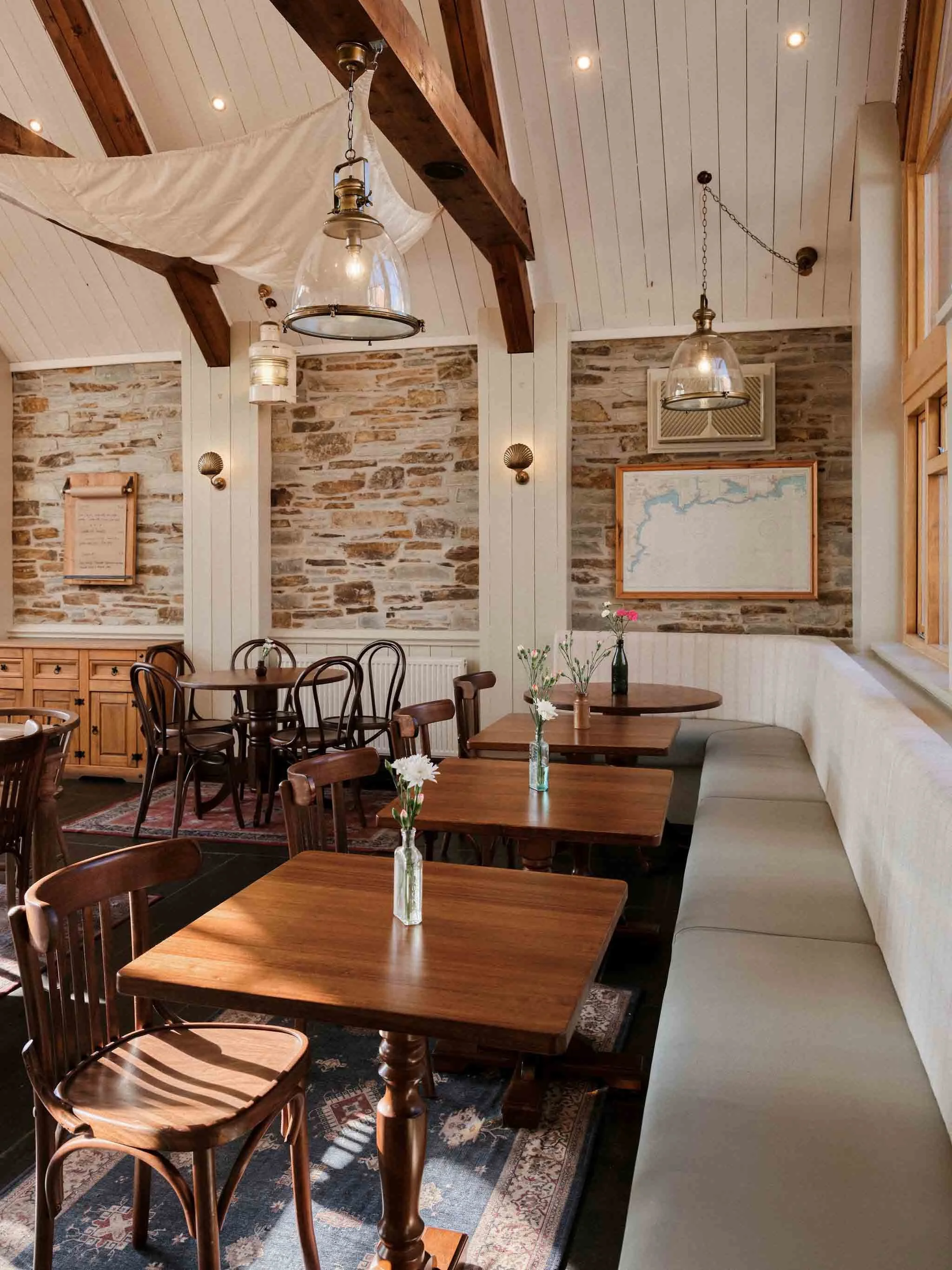 Large seating area at The Galleon Inn, Fowey
