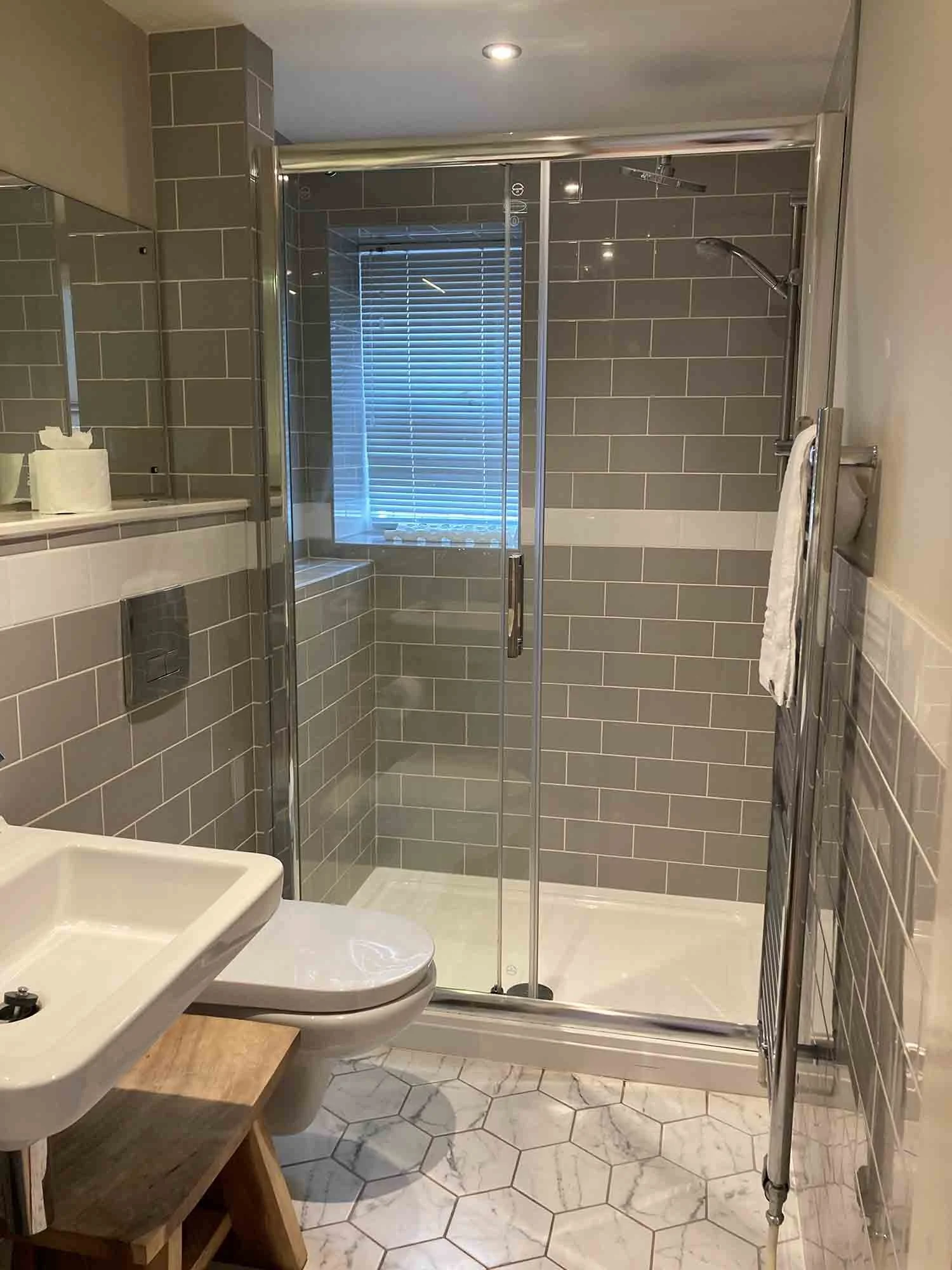 Ensuite Bedrooms at The Galleon Inn, Fowey, Cornwall