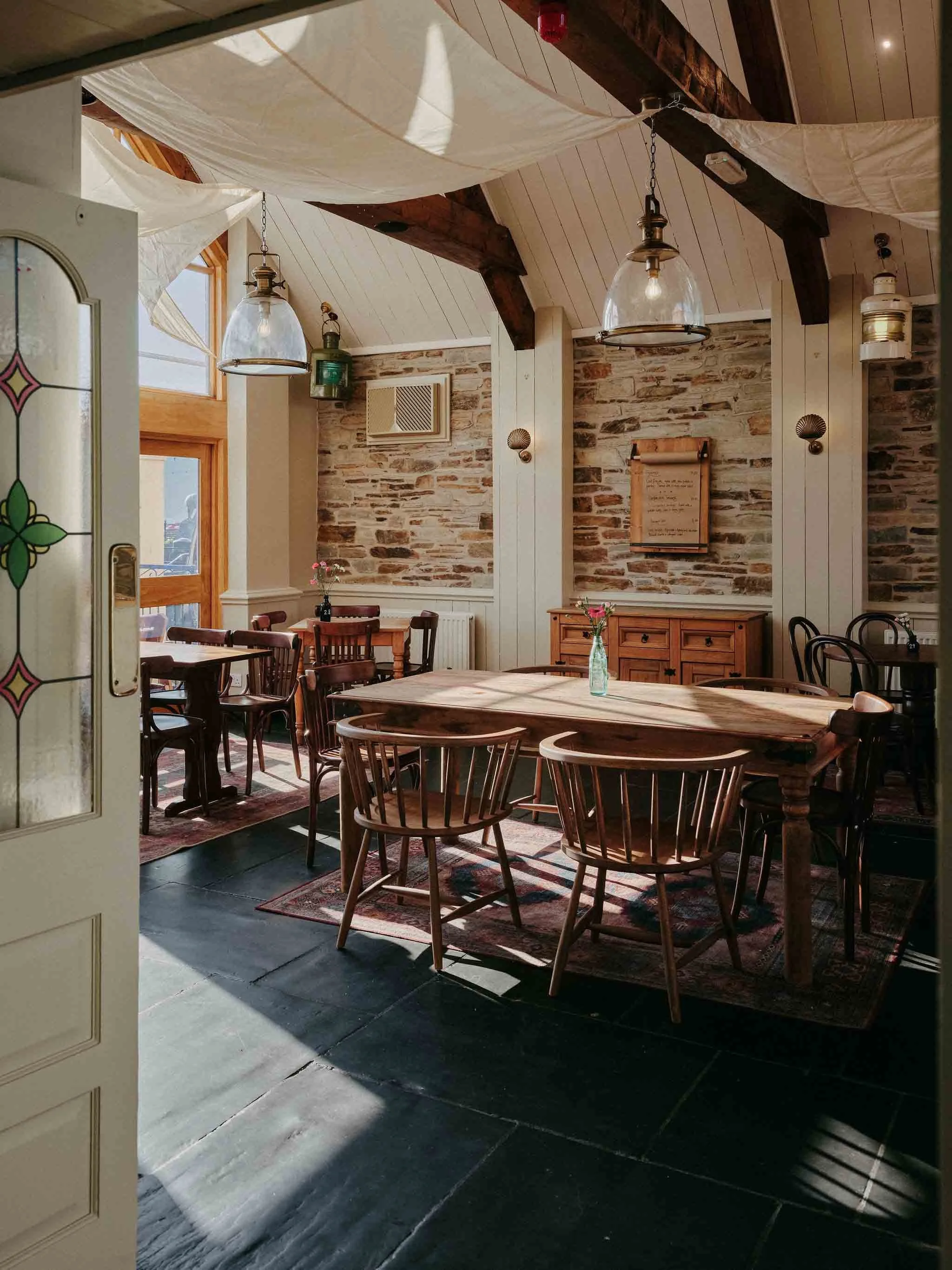 The Galleon Inn Riverside Dining