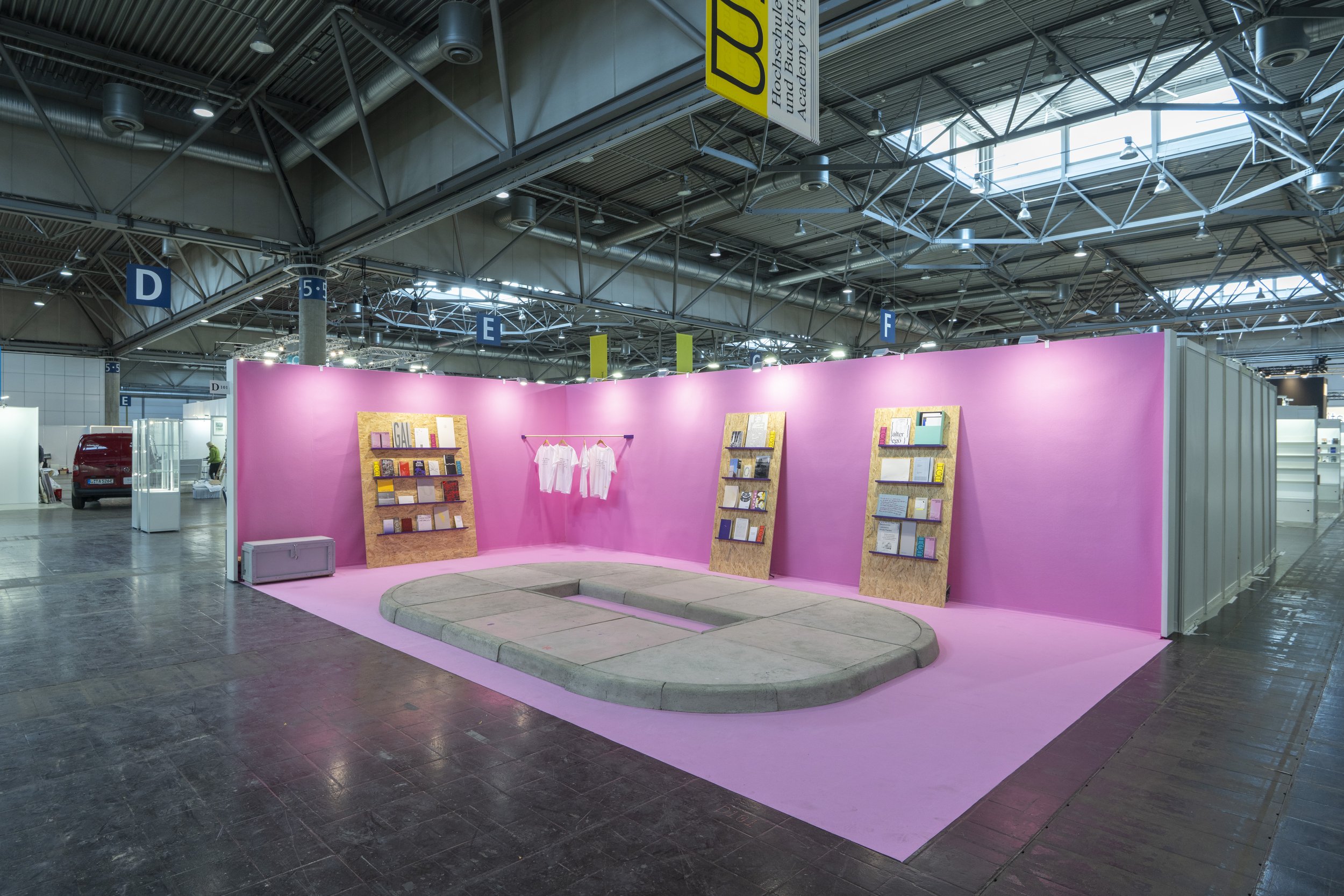 Installationsansicht, un/common ground, Buchmesse