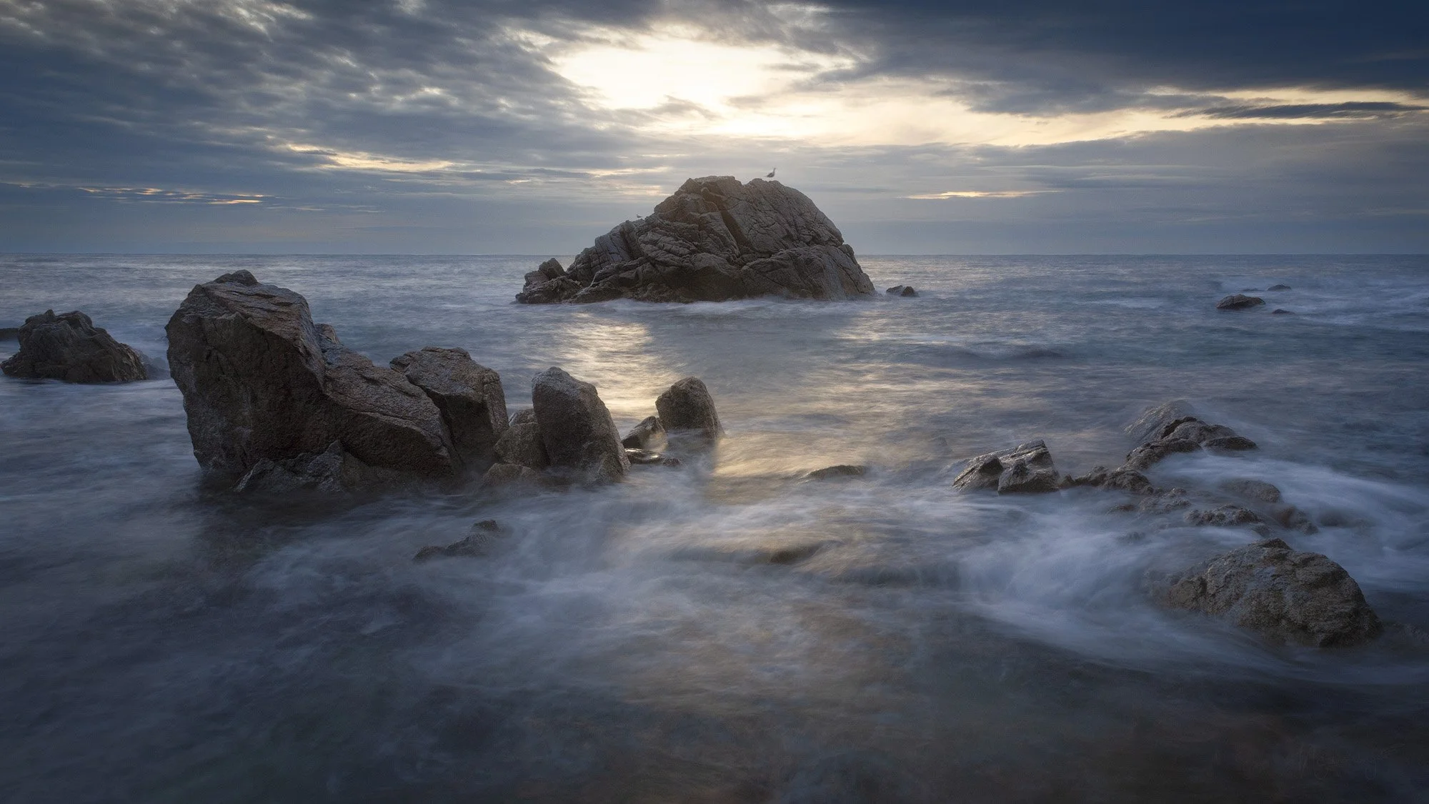 Pedra al mar.jpg