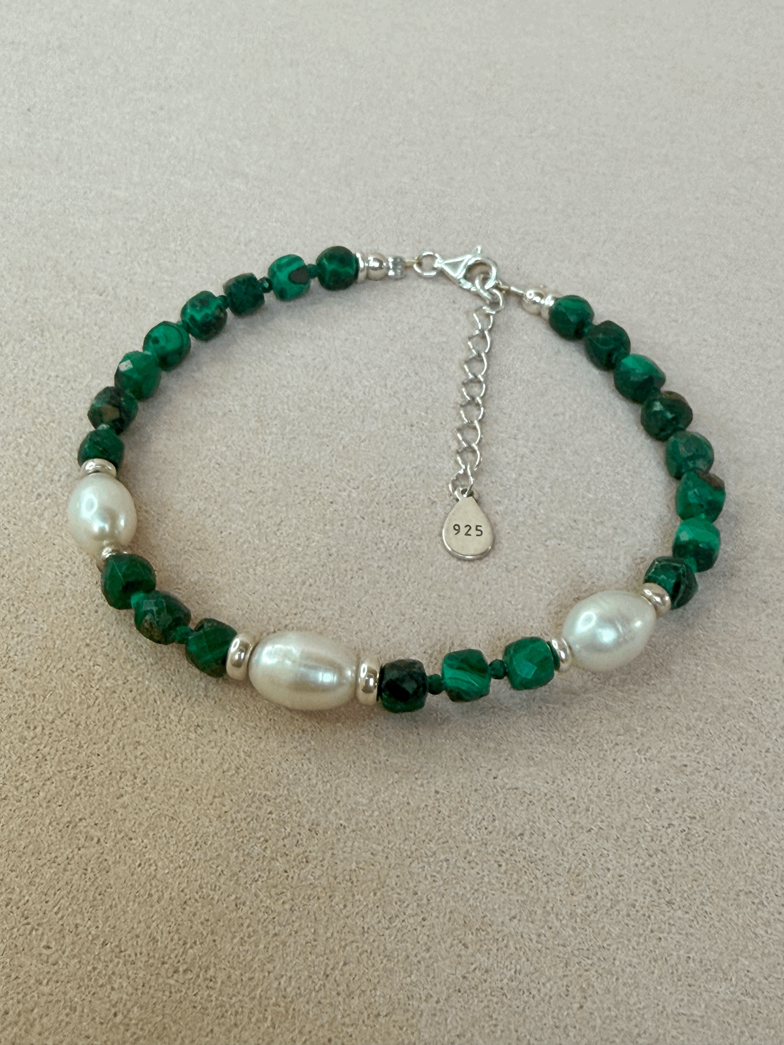 Natural Malachite & Freshwater Pearl Bracelet