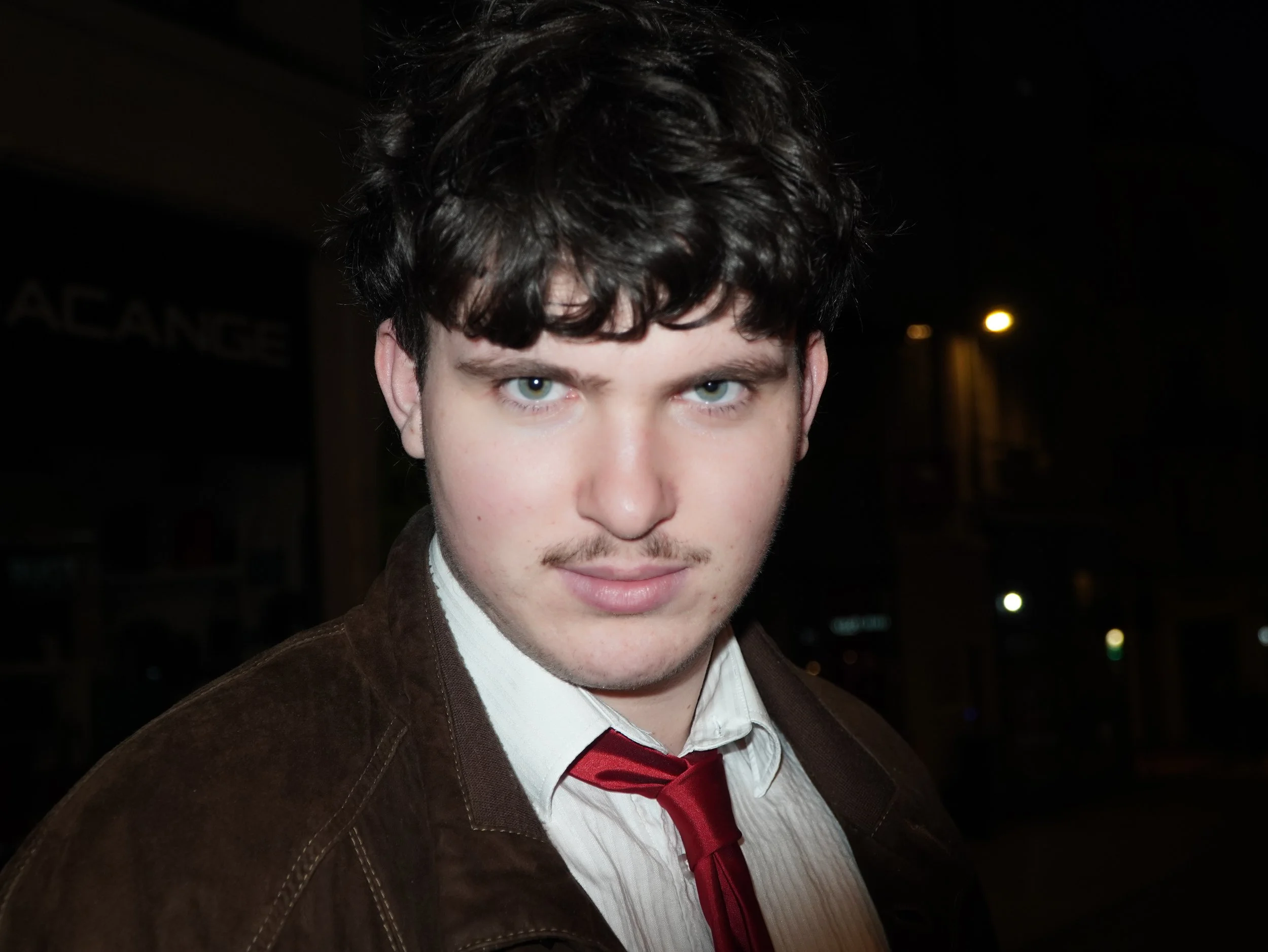 Jules - @jules_clver 