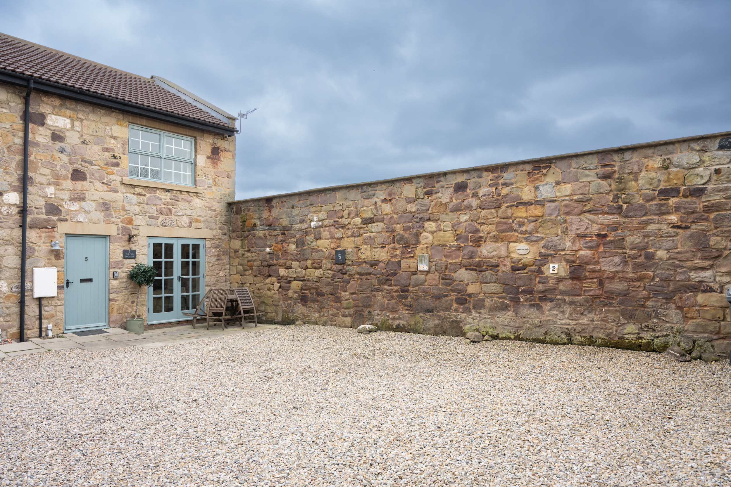 064 CEW DSC_0991.png