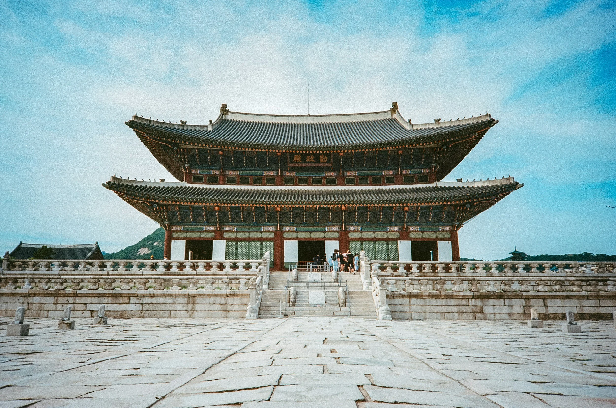 unsplash-image-RbaGeW_LbGs.jpg