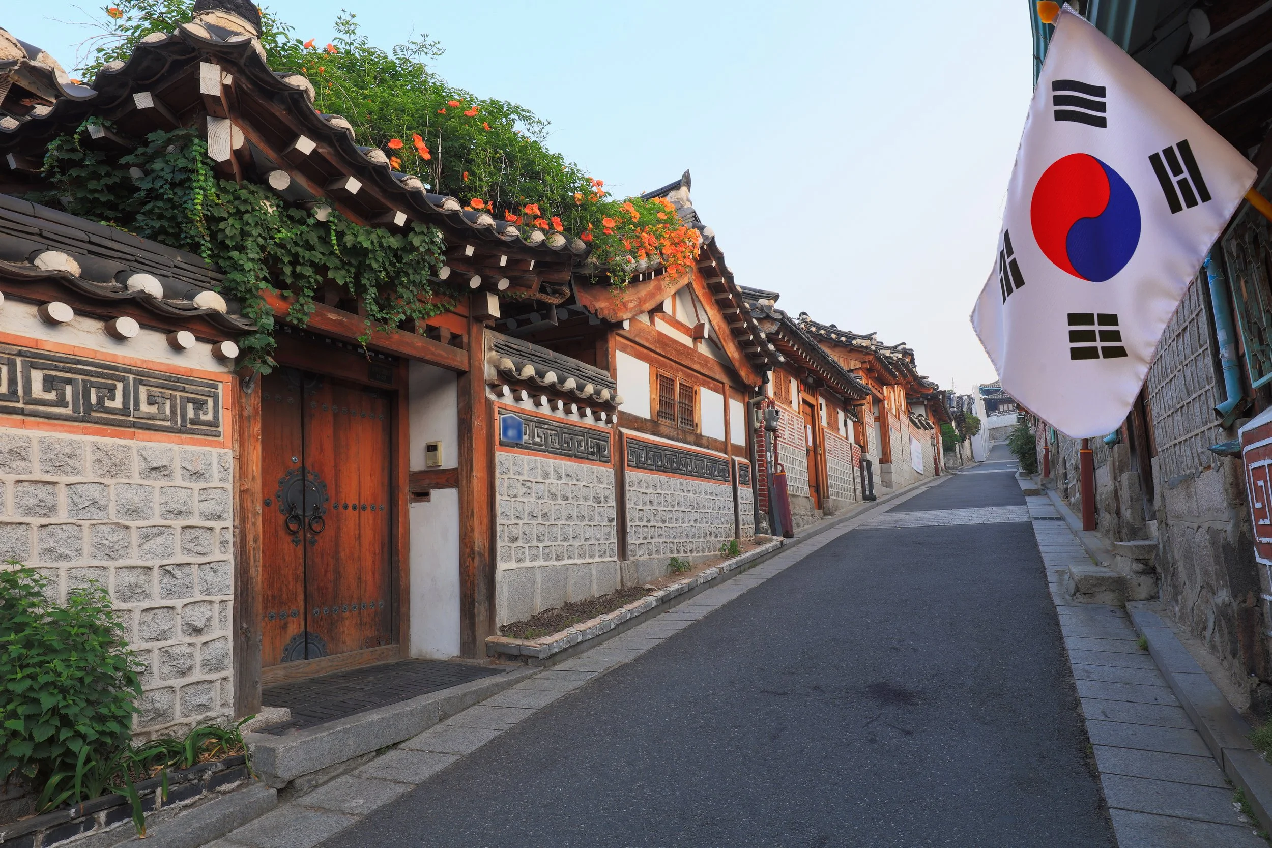 korean-style-architecture-seoul-south-korea.jpg